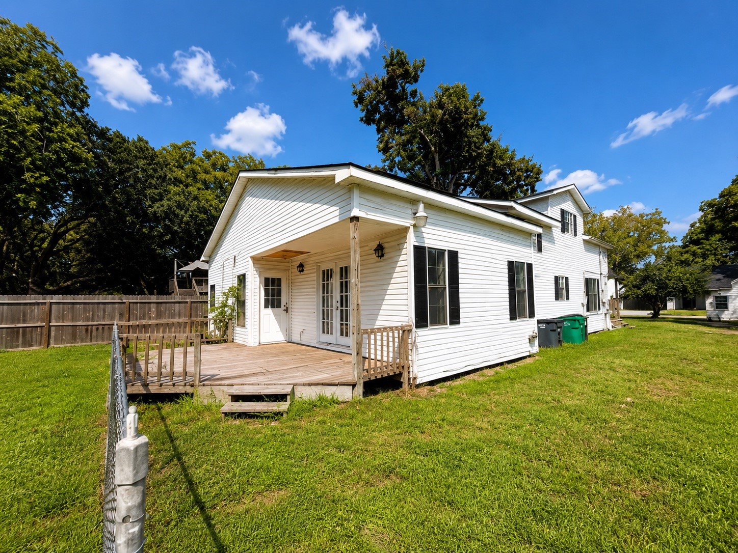 222 E Southland Avenue Property Photo 11