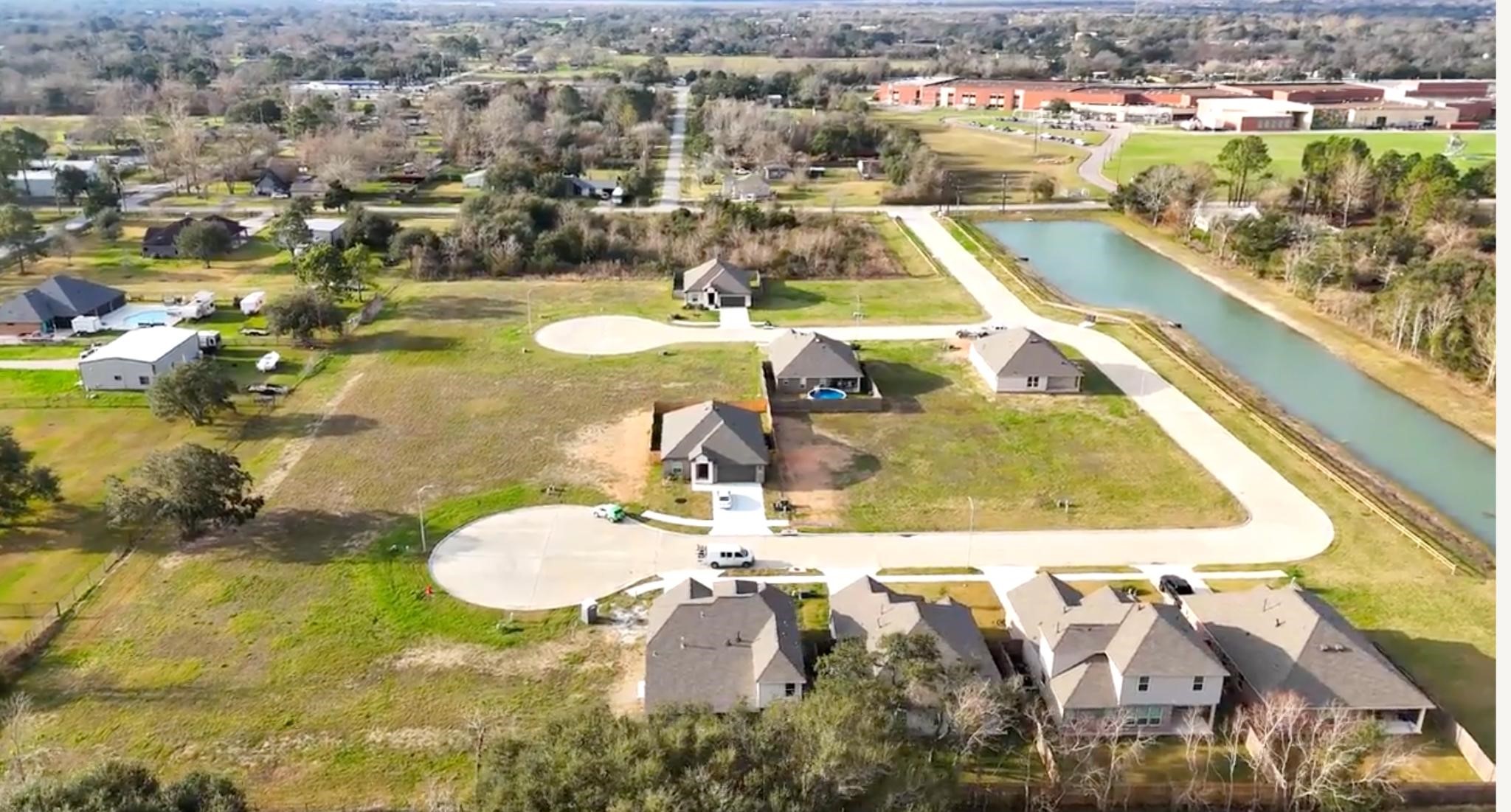 15802 Sugar Maple Lane Property Photo 3