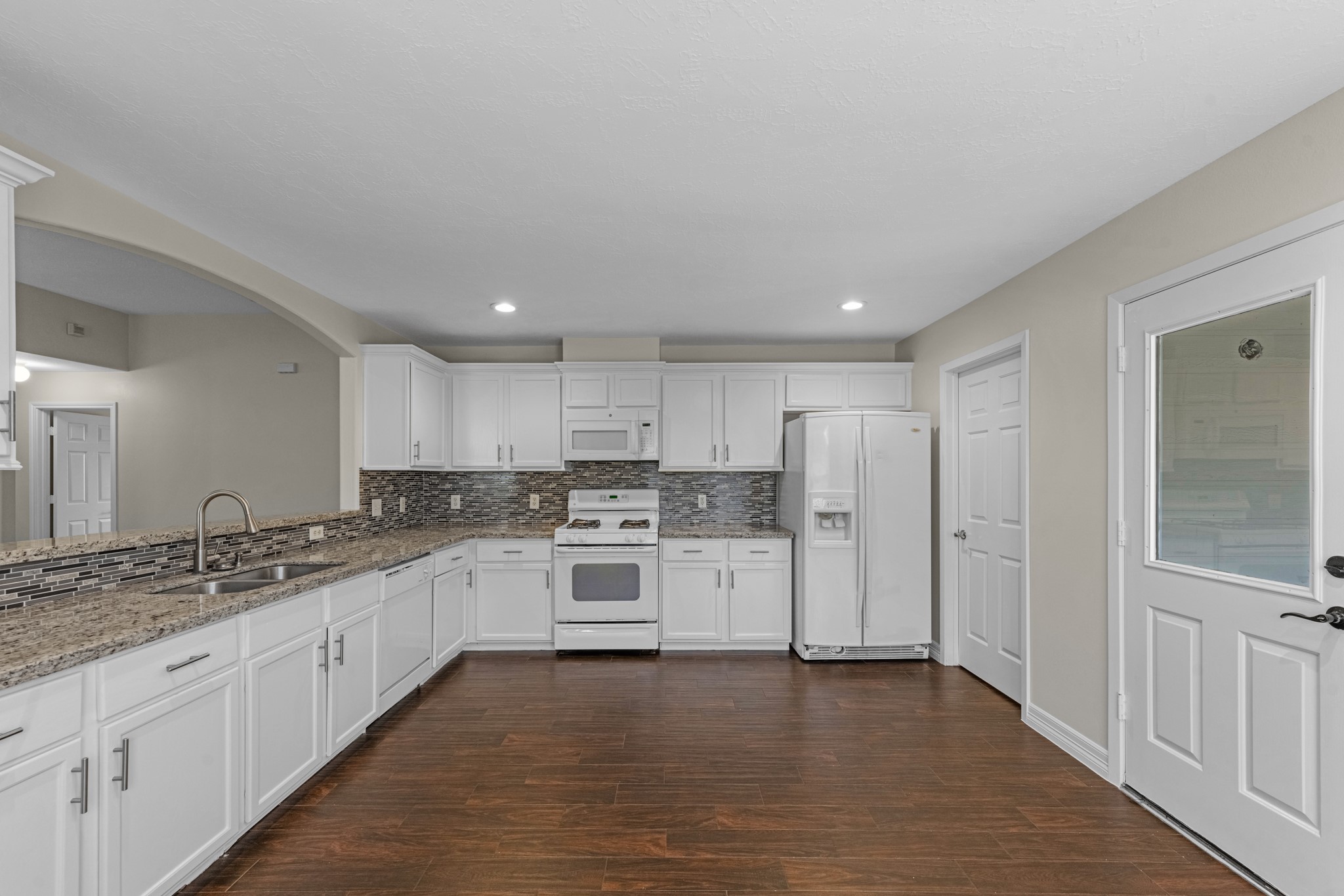 19423 Rebel Yell Drive Property Photo 2