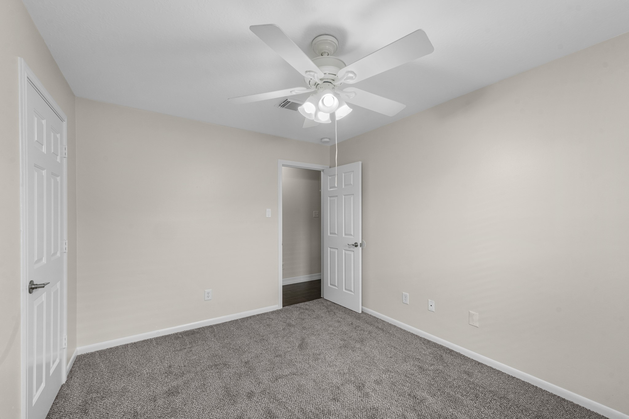 19423 Rebel Yell Drive Property Photo 16
