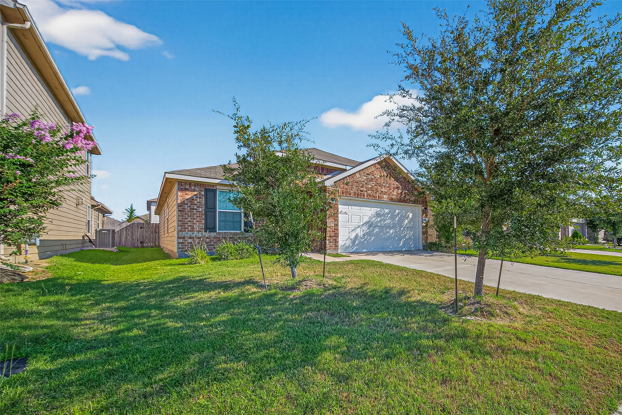 1830 Cormorant Crescent Property Photo 2