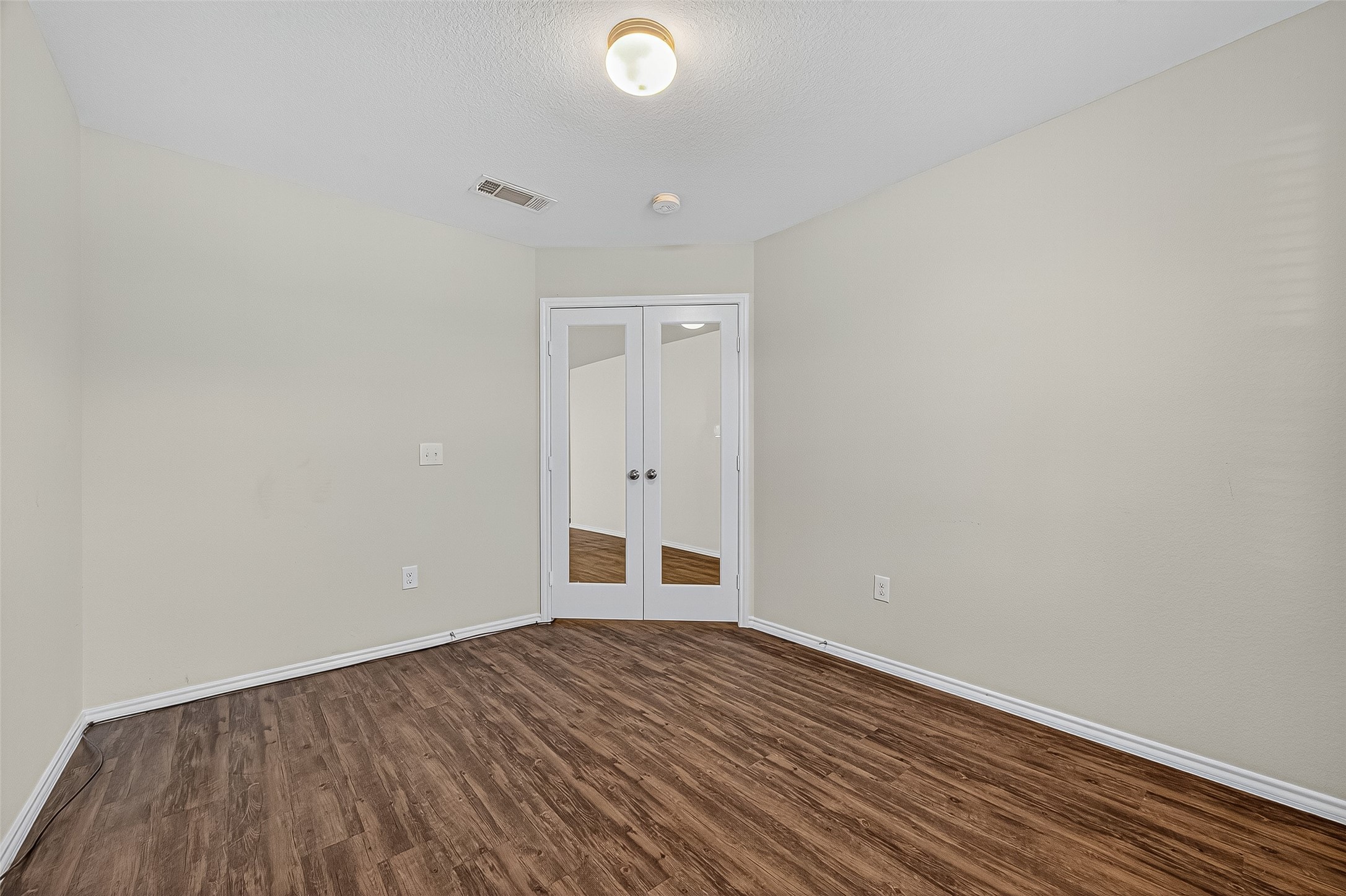 1830 Cormorant Crescent Property Photo 5