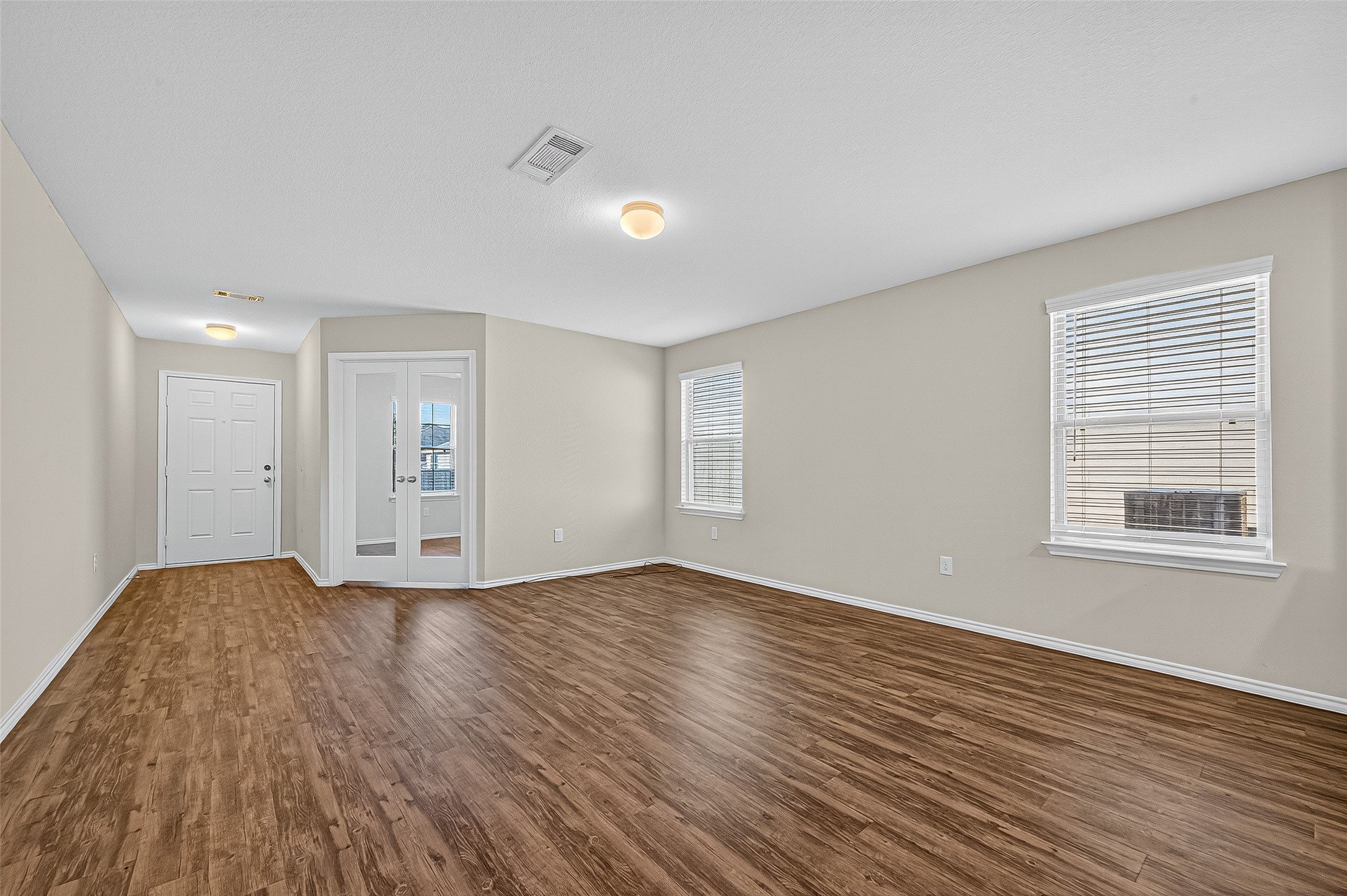 1830 Cormorant Crescent Property Photo 12