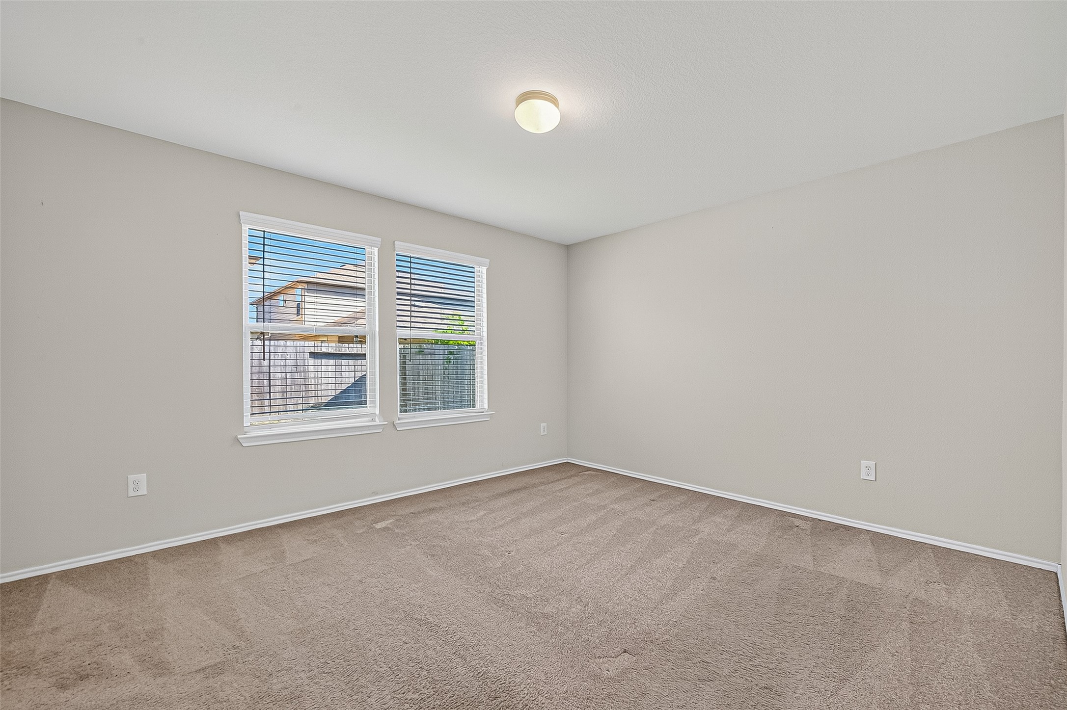 1830 Cormorant Crescent Property Photo 32