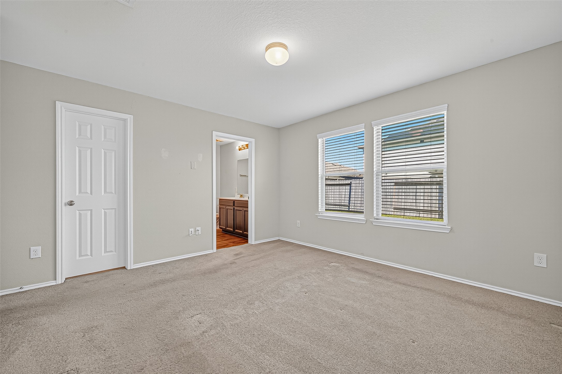 1830 Cormorant Crescent Property Photo 33