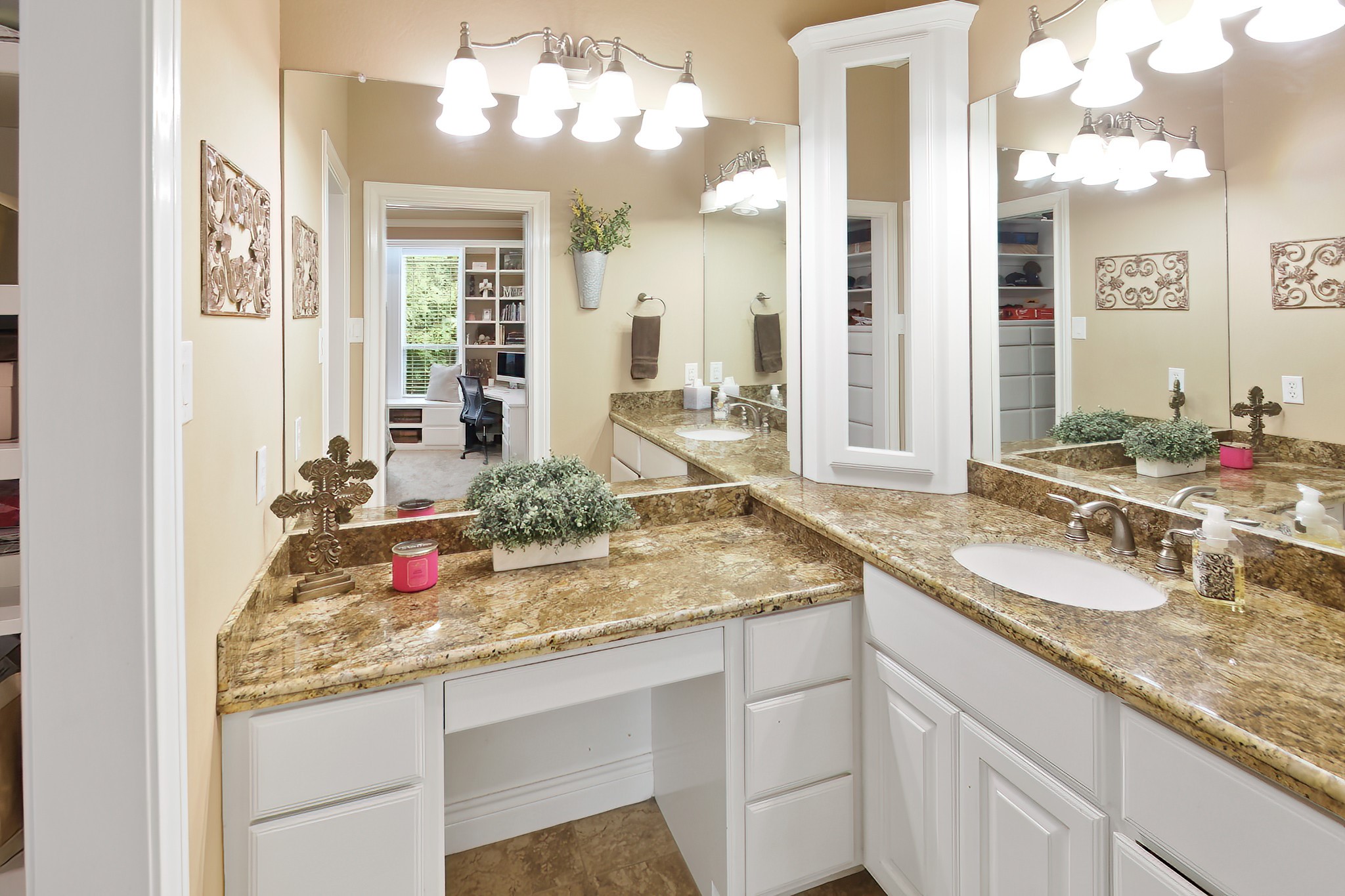 17899 Saddle Creek Drive Property Photo 30