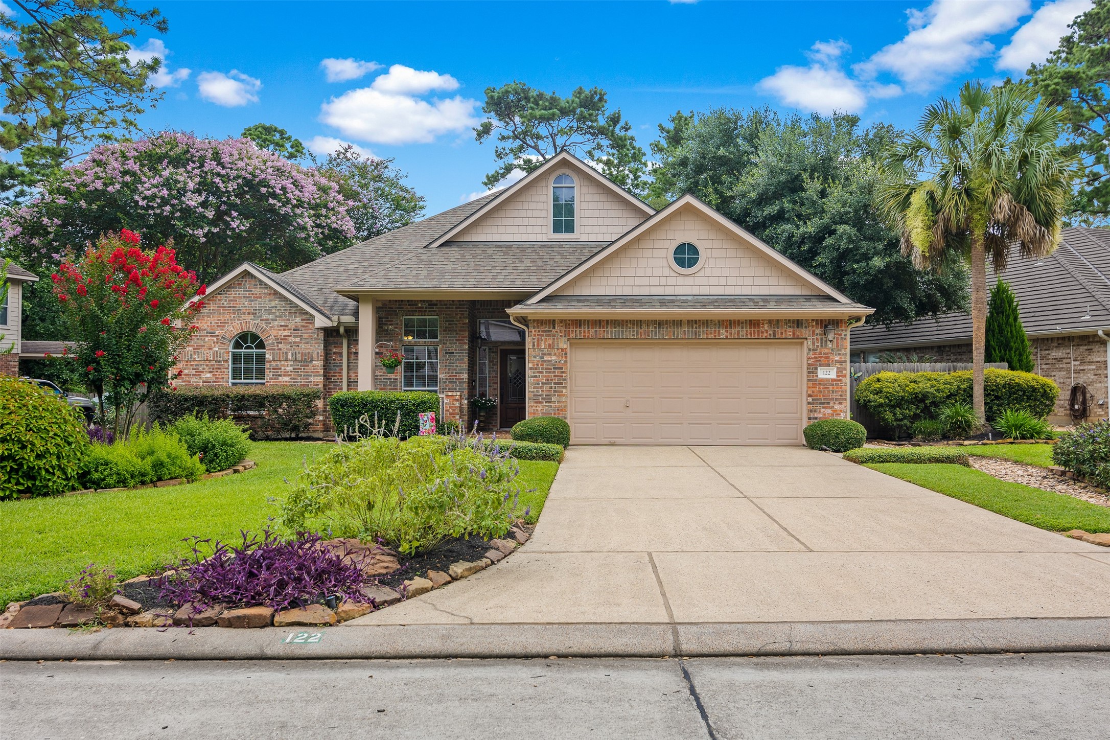 122 S Evangeline Oaks Circle Property Photo
