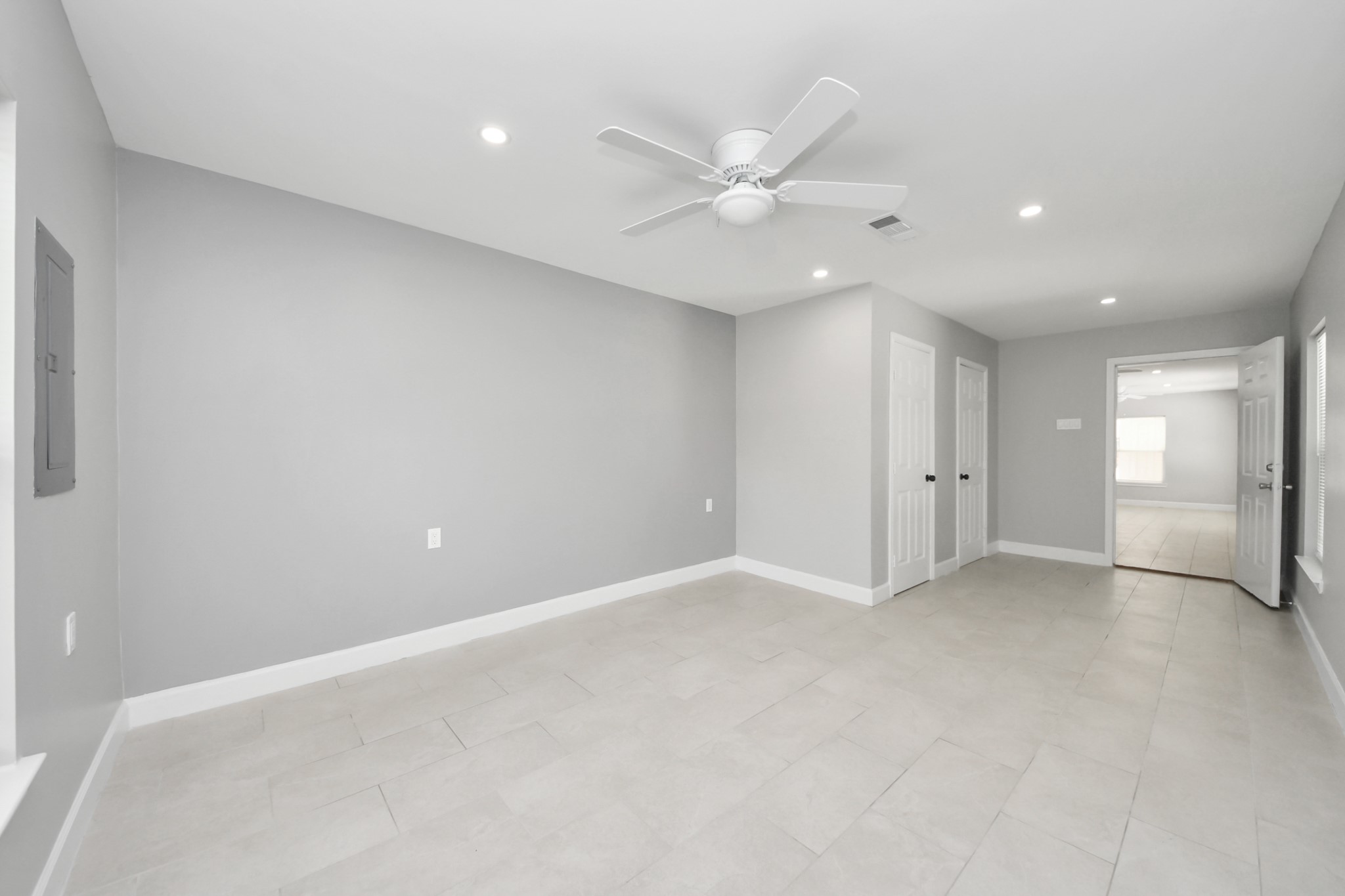 6735 Alpine Drive B Property Photo 5