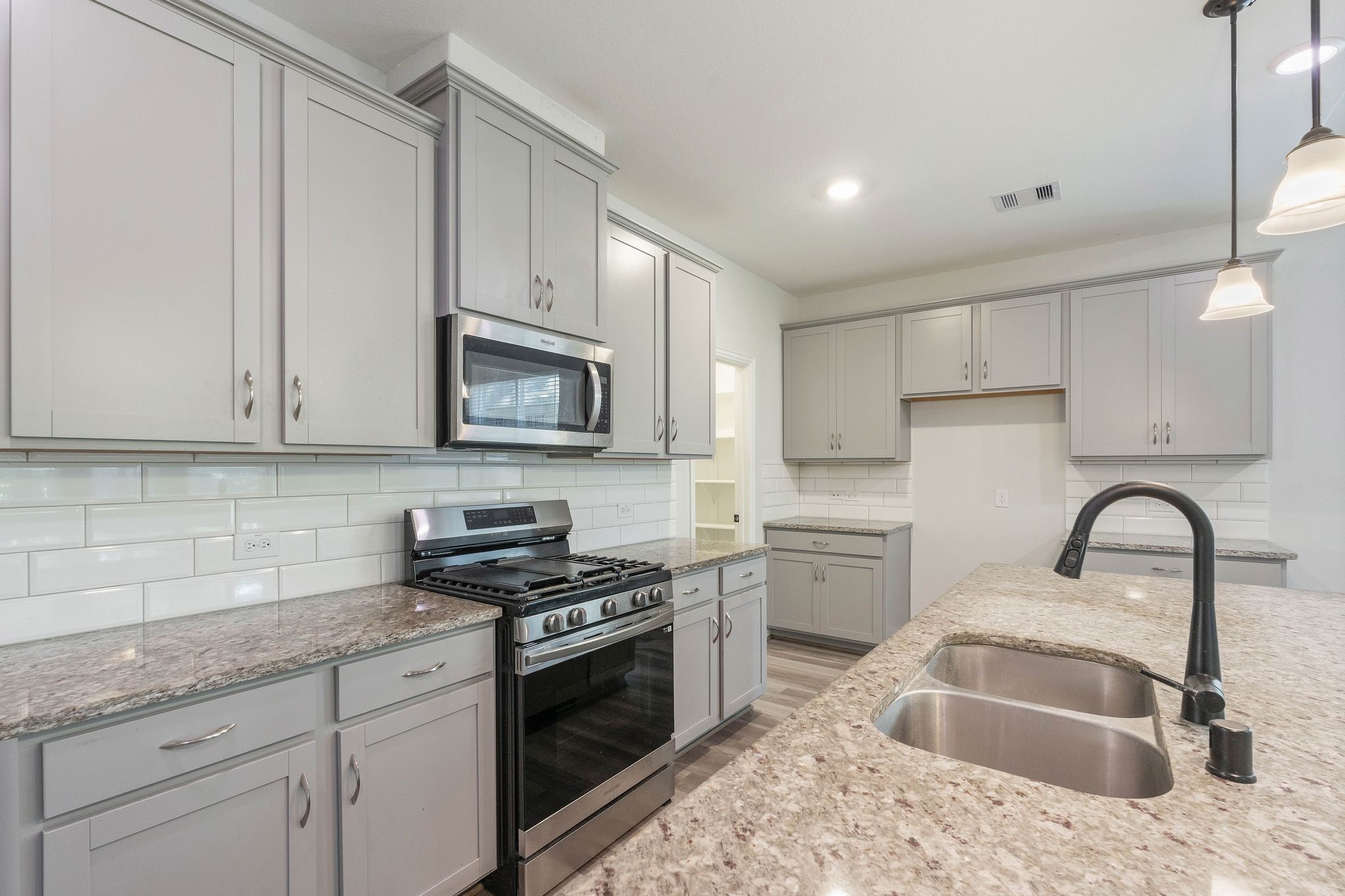 143 Scarlet Maple Court Property Photo 8