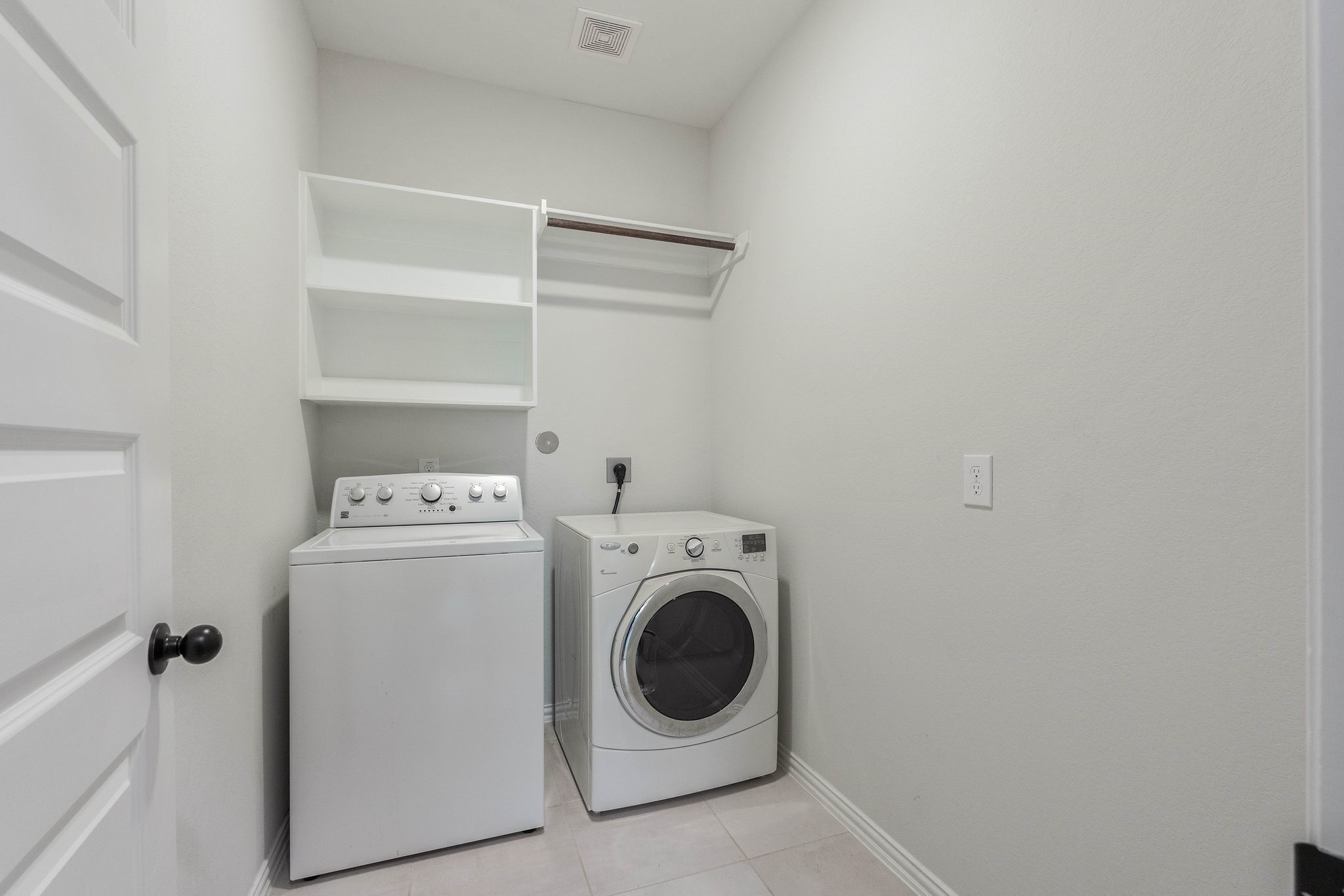 143 Scarlet Maple Court Property Photo 17