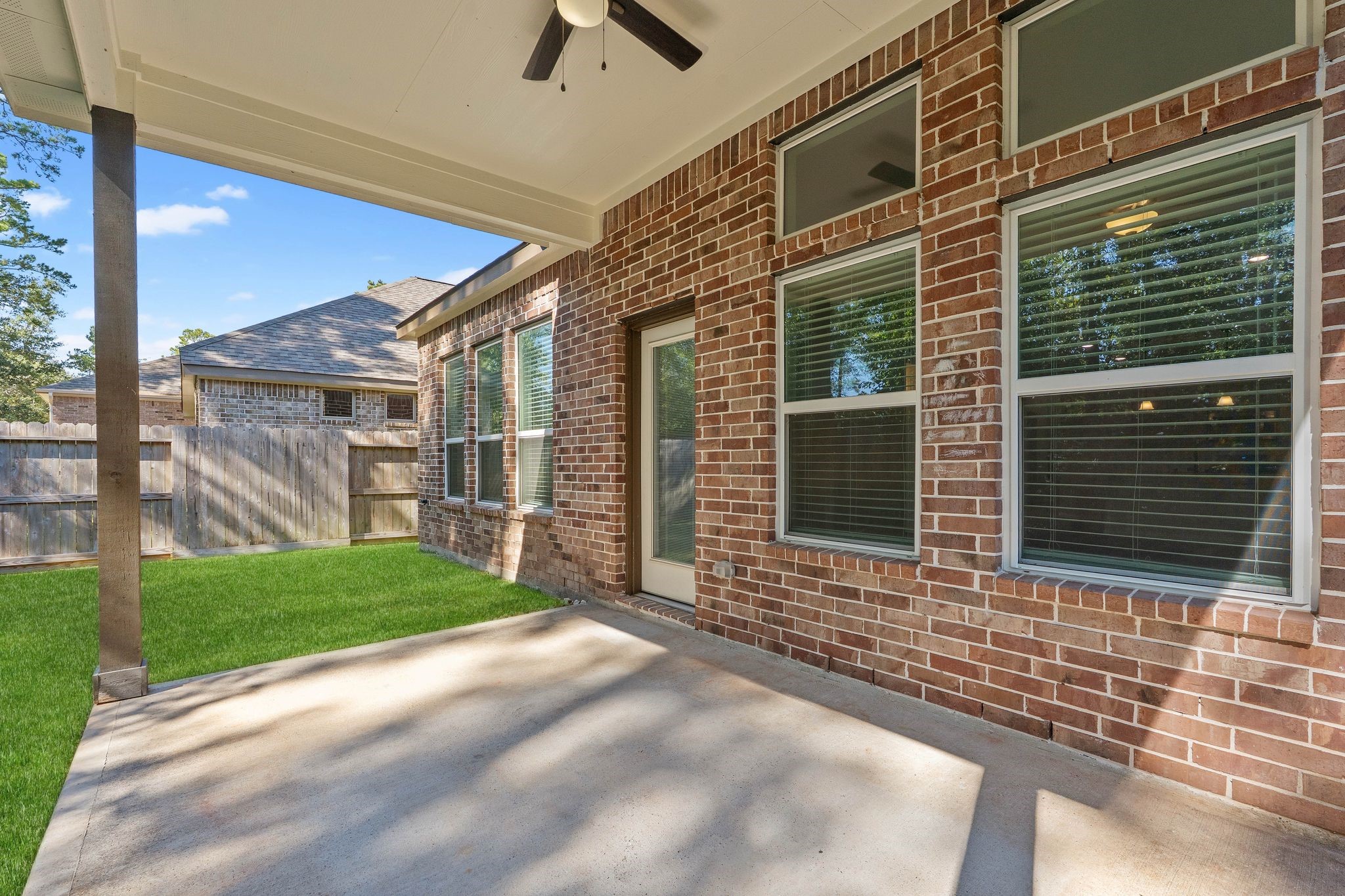 143 Scarlet Maple Court Property Photo 18