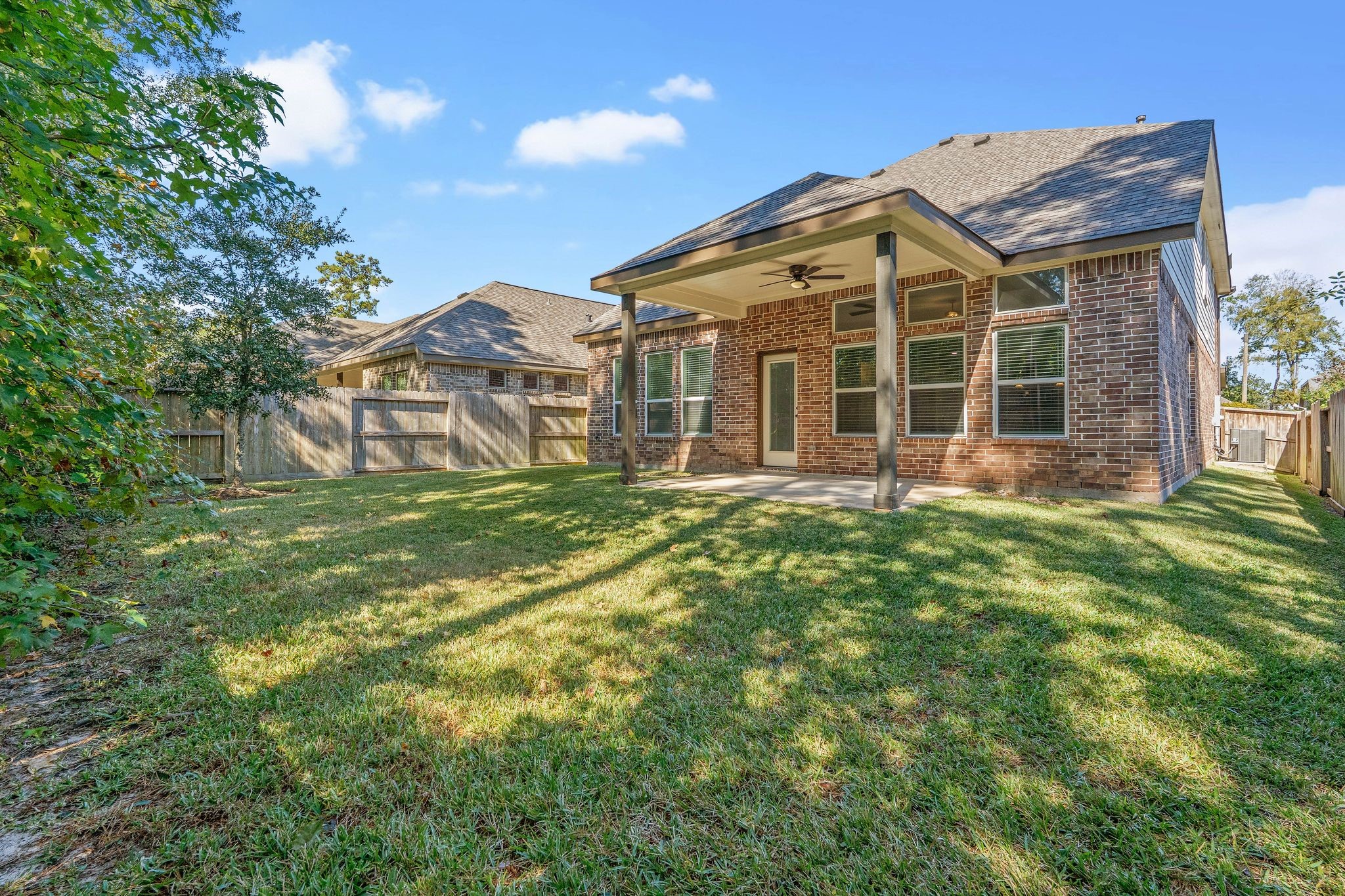 143 Scarlet Maple Court Property Photo 20