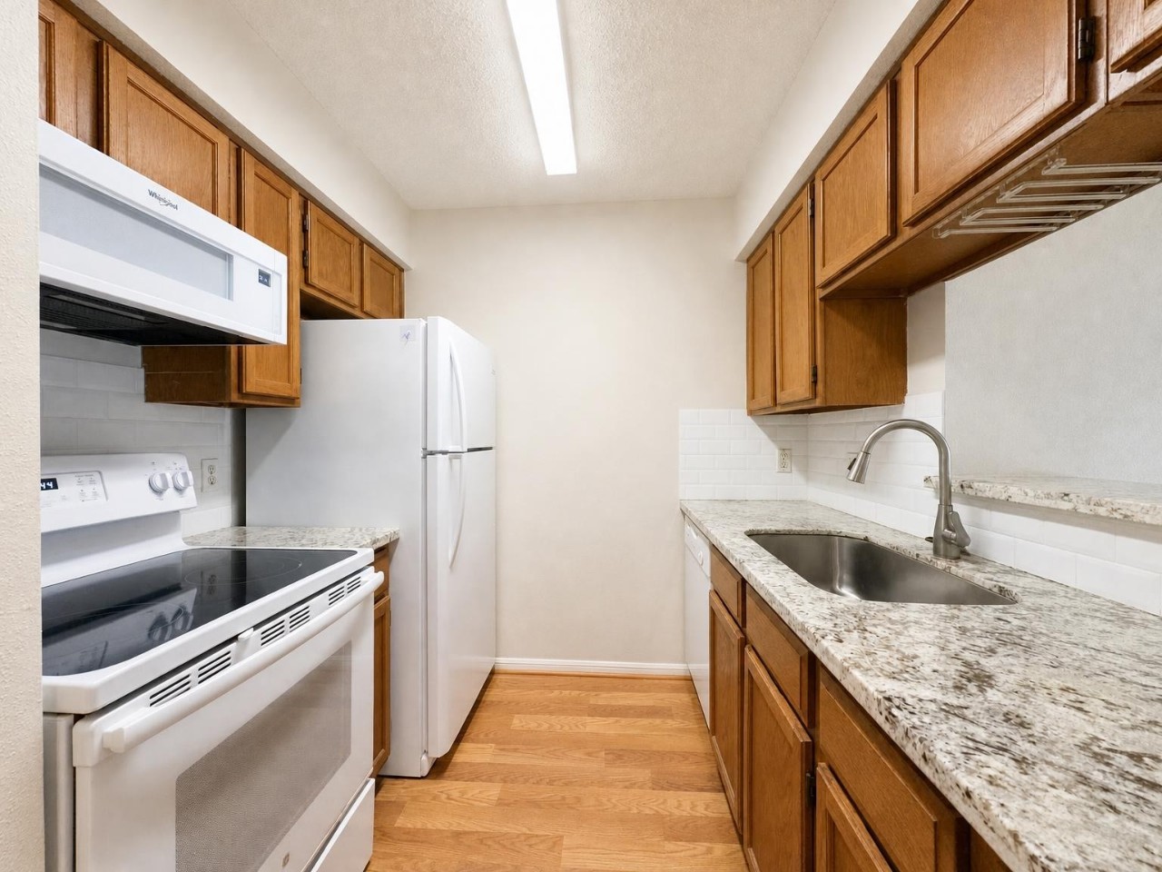 2120 El Paseo Street 1808 Property Photo 6