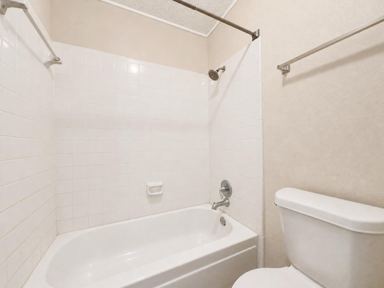 2120 El Paseo Street 1808 Property Photo 8