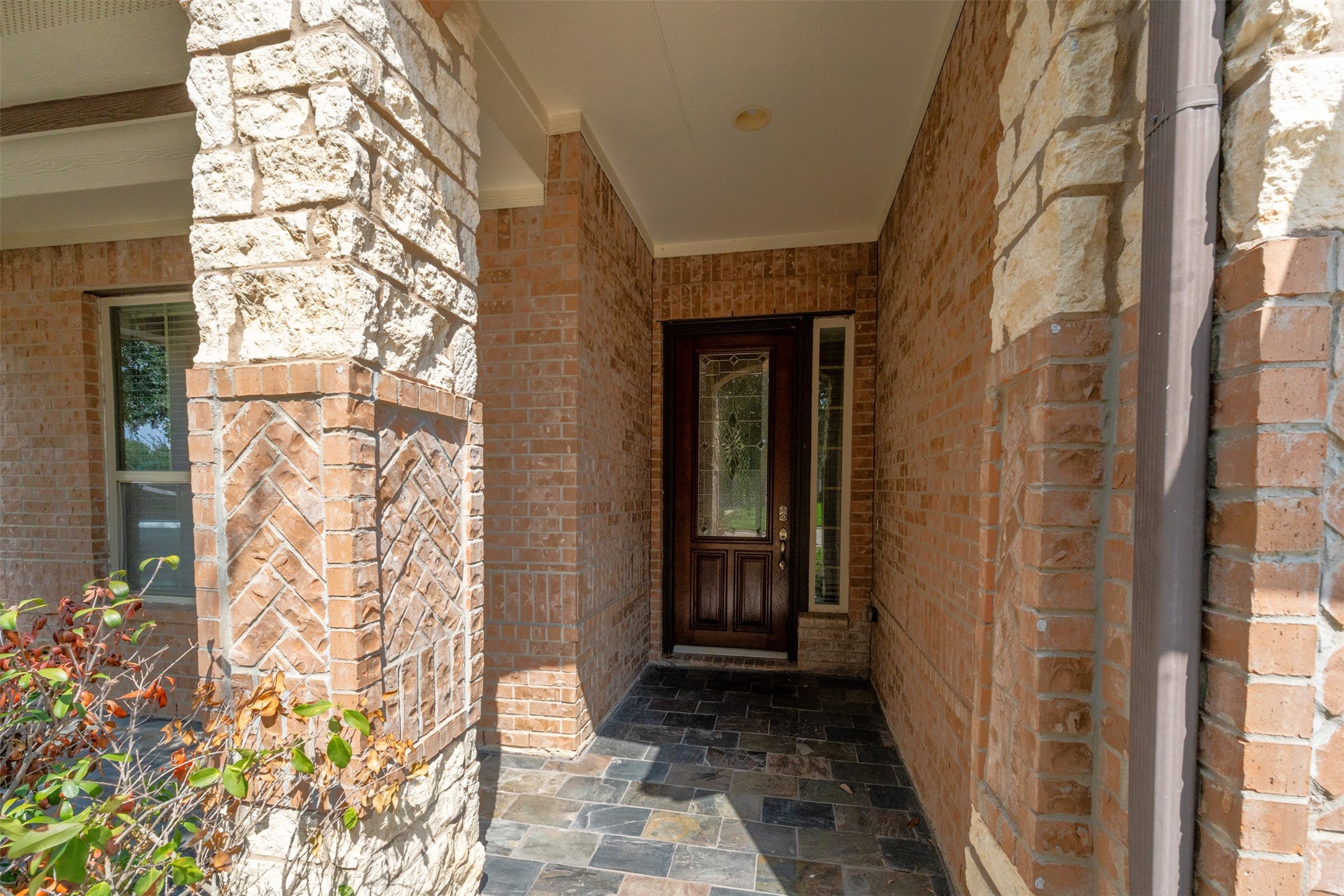 8239 Lockridge Terrace Lane Property Photo 2