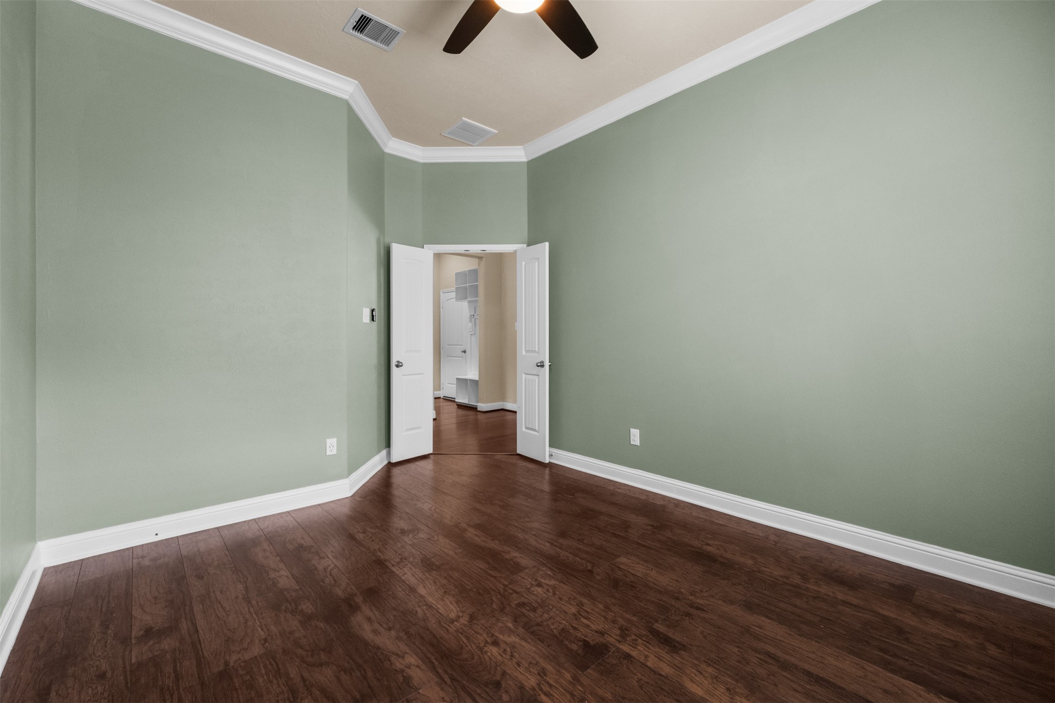 8239 Lockridge Terrace Lane Property Photo 20