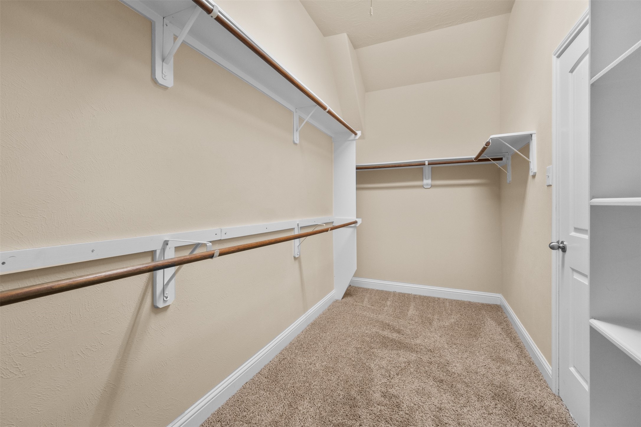 8239 Lockridge Terrace Lane Property Photo 27