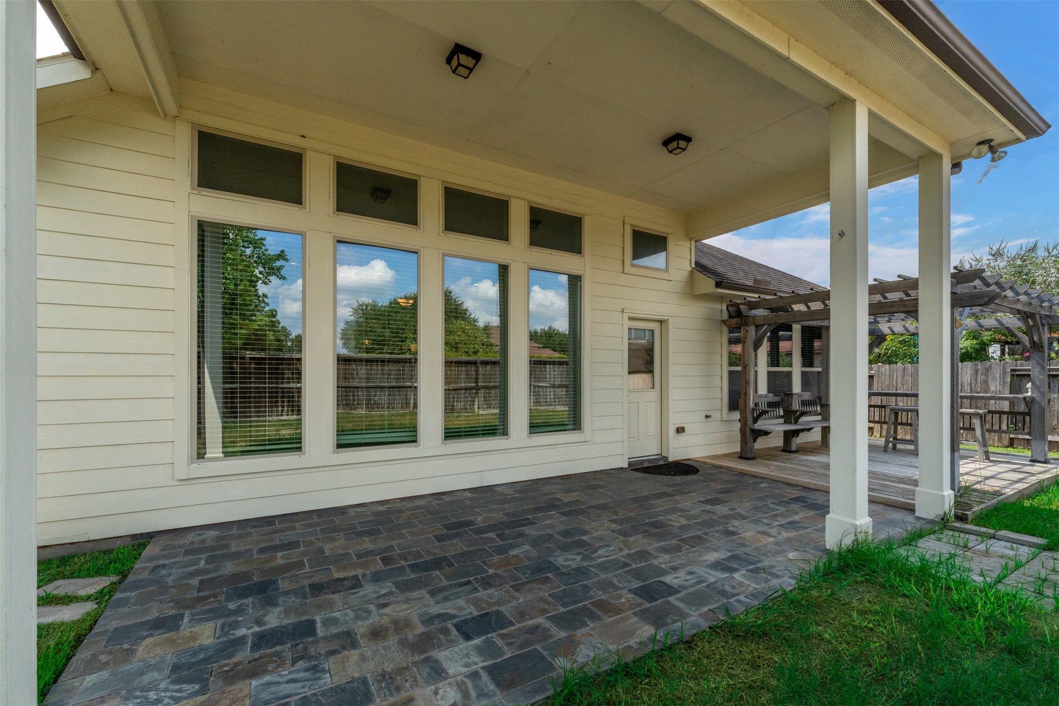 8239 Lockridge Terrace Lane Property Photo 34