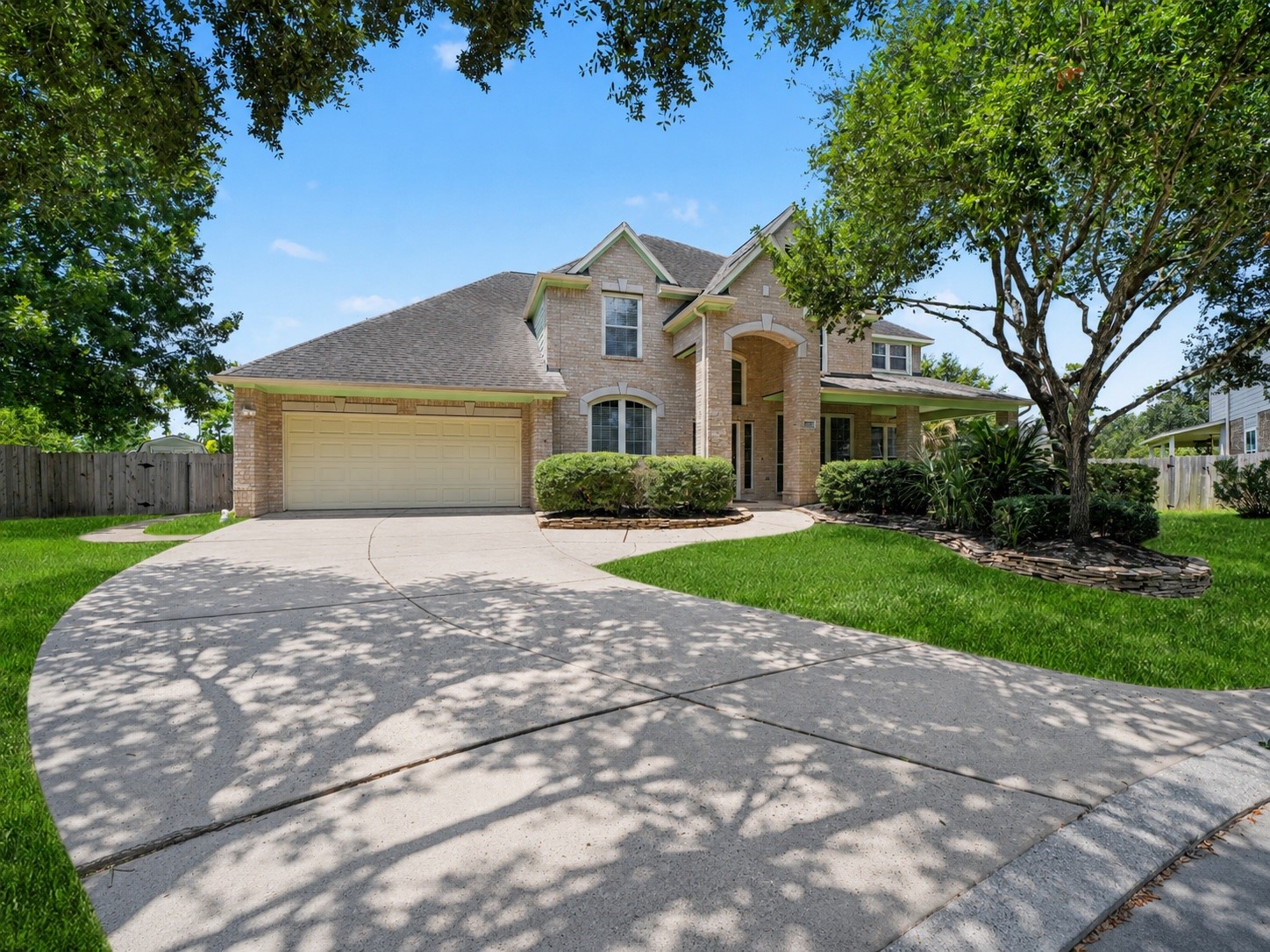 17303 Village Breeze Drive Property Photo 2