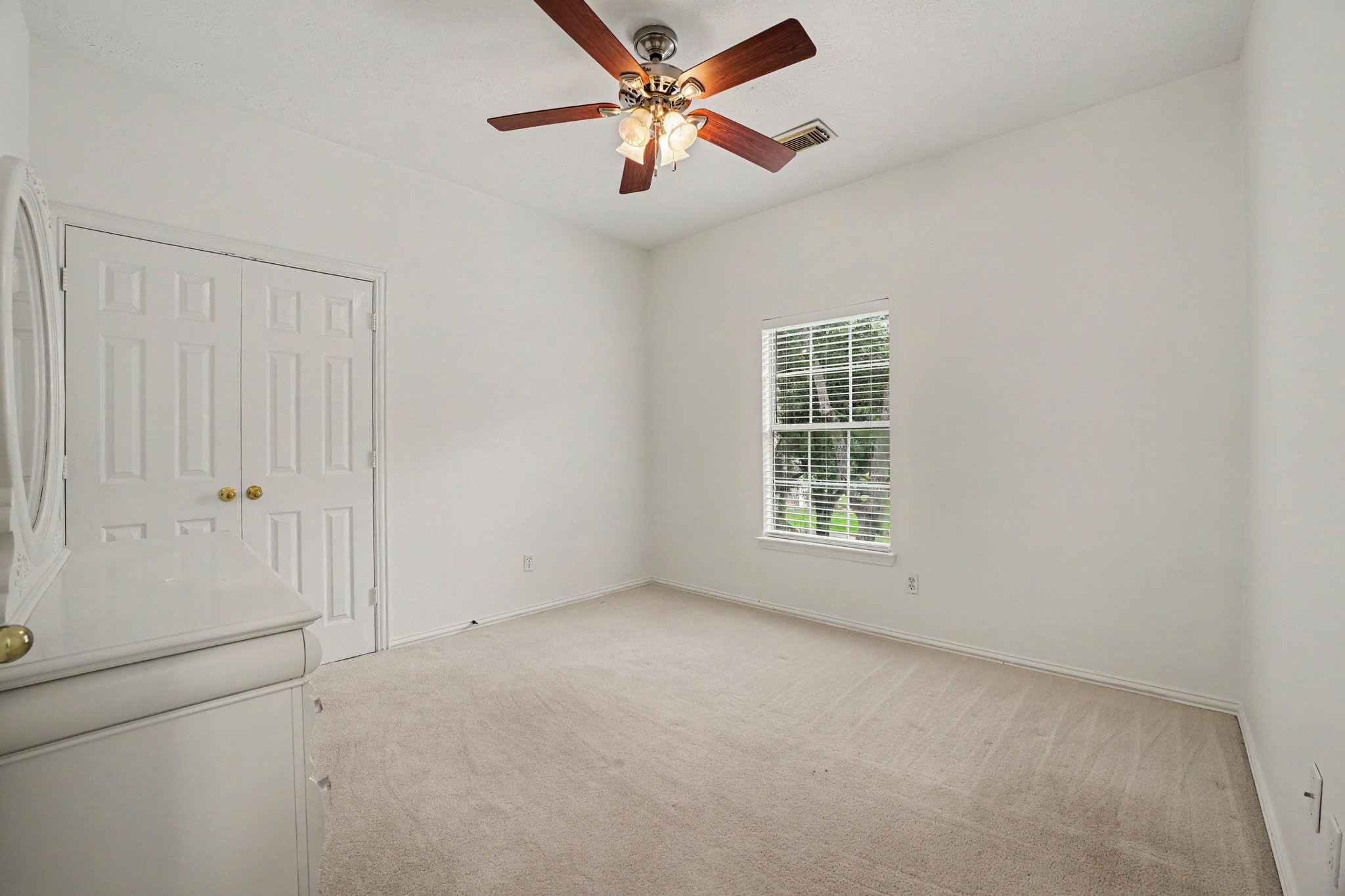 17303 Village Breeze Drive Property Photo 19
