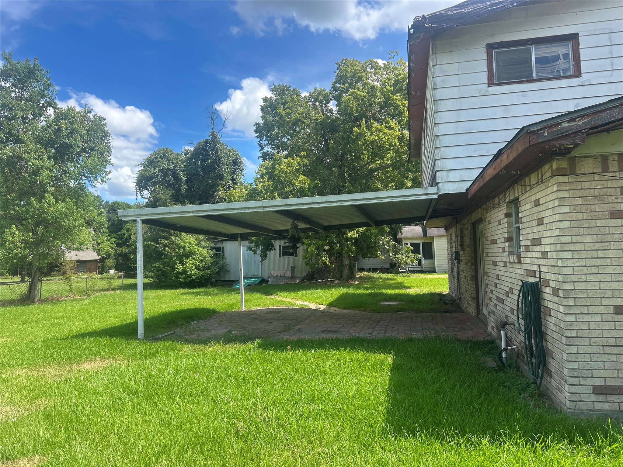1412 Missouri Street Property Photo 2
