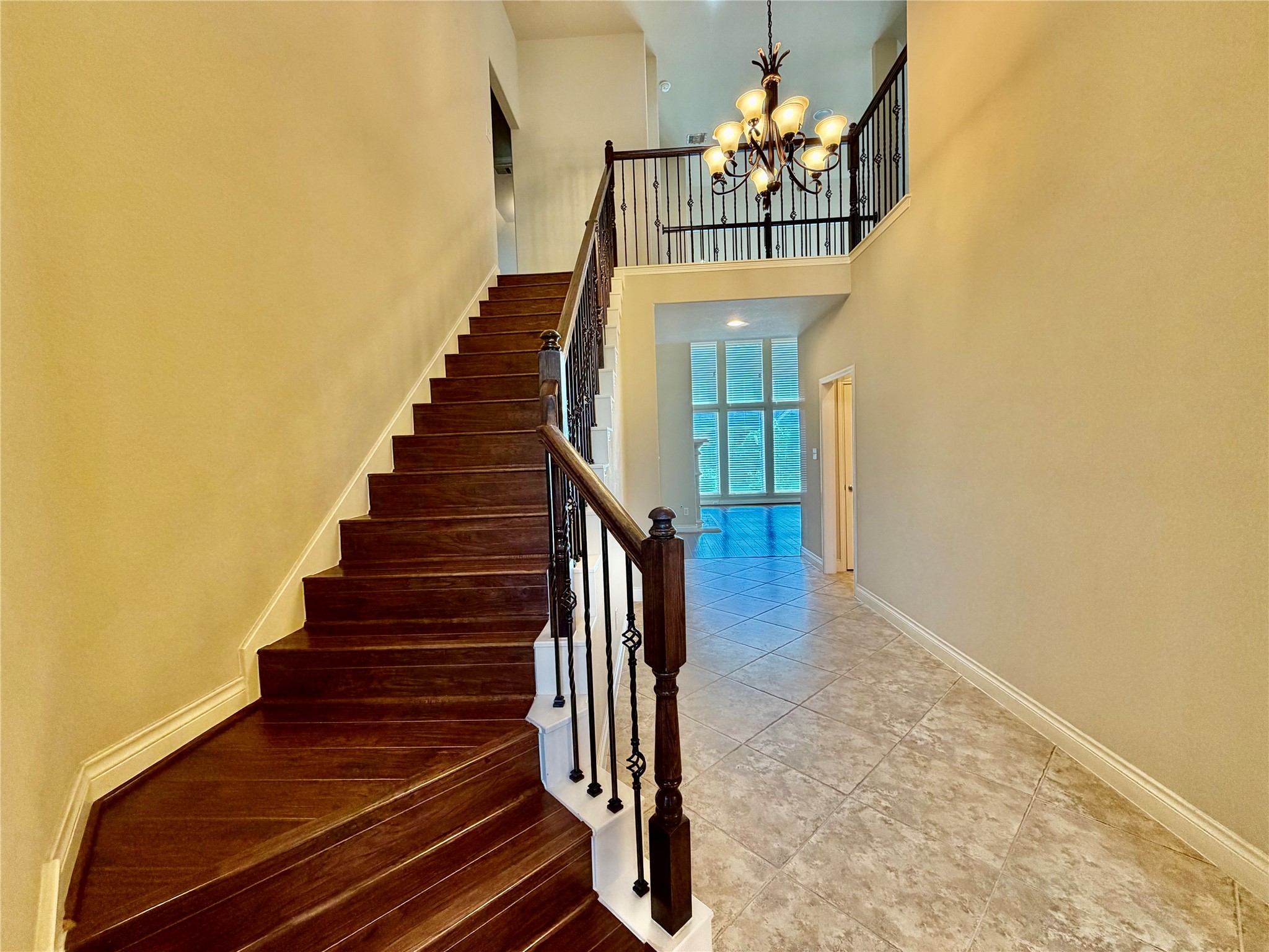 4103 Pebble Heights Lane Property Photo 7