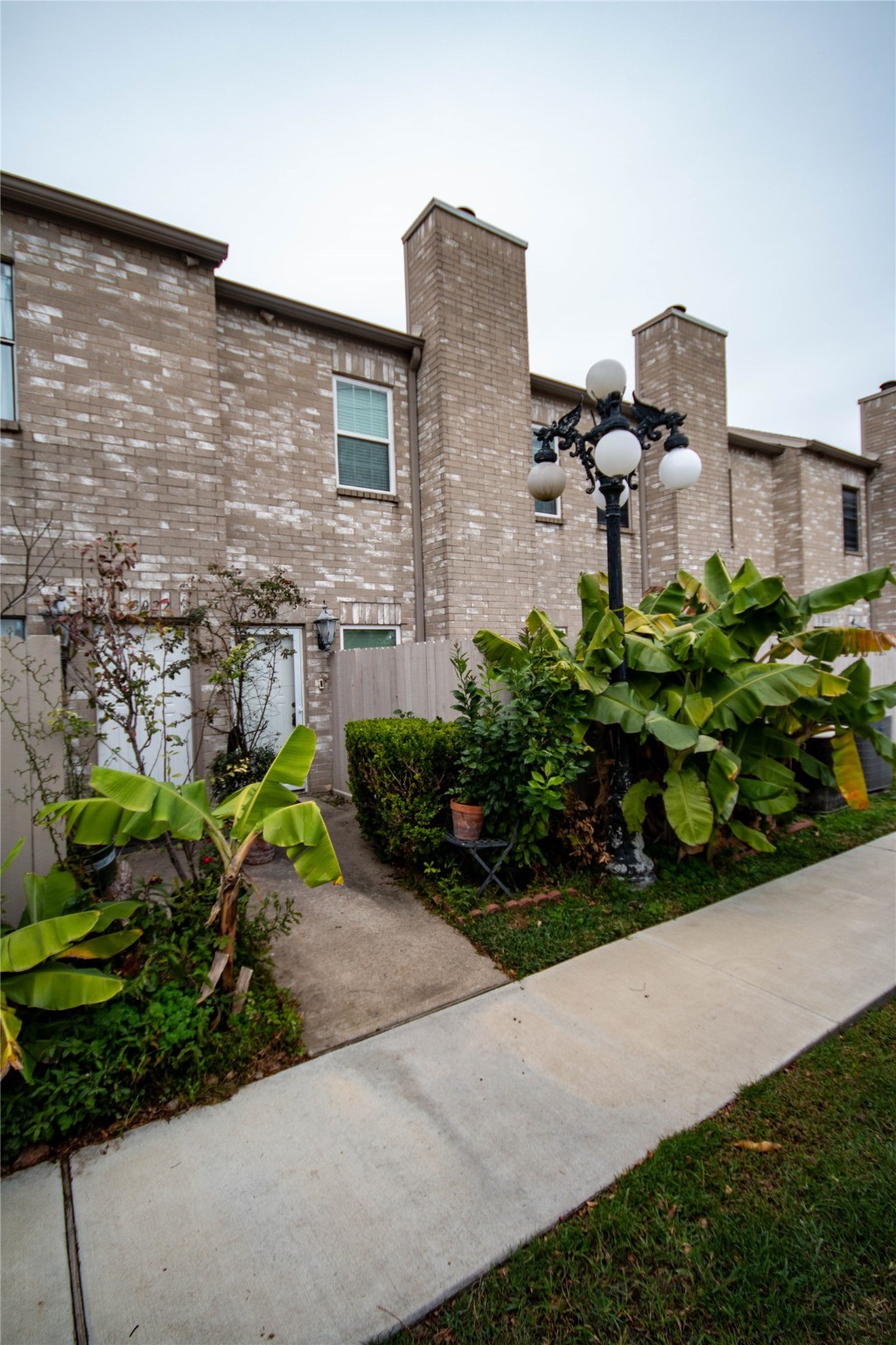 3024 Holly Hall Street Property Photo 1
