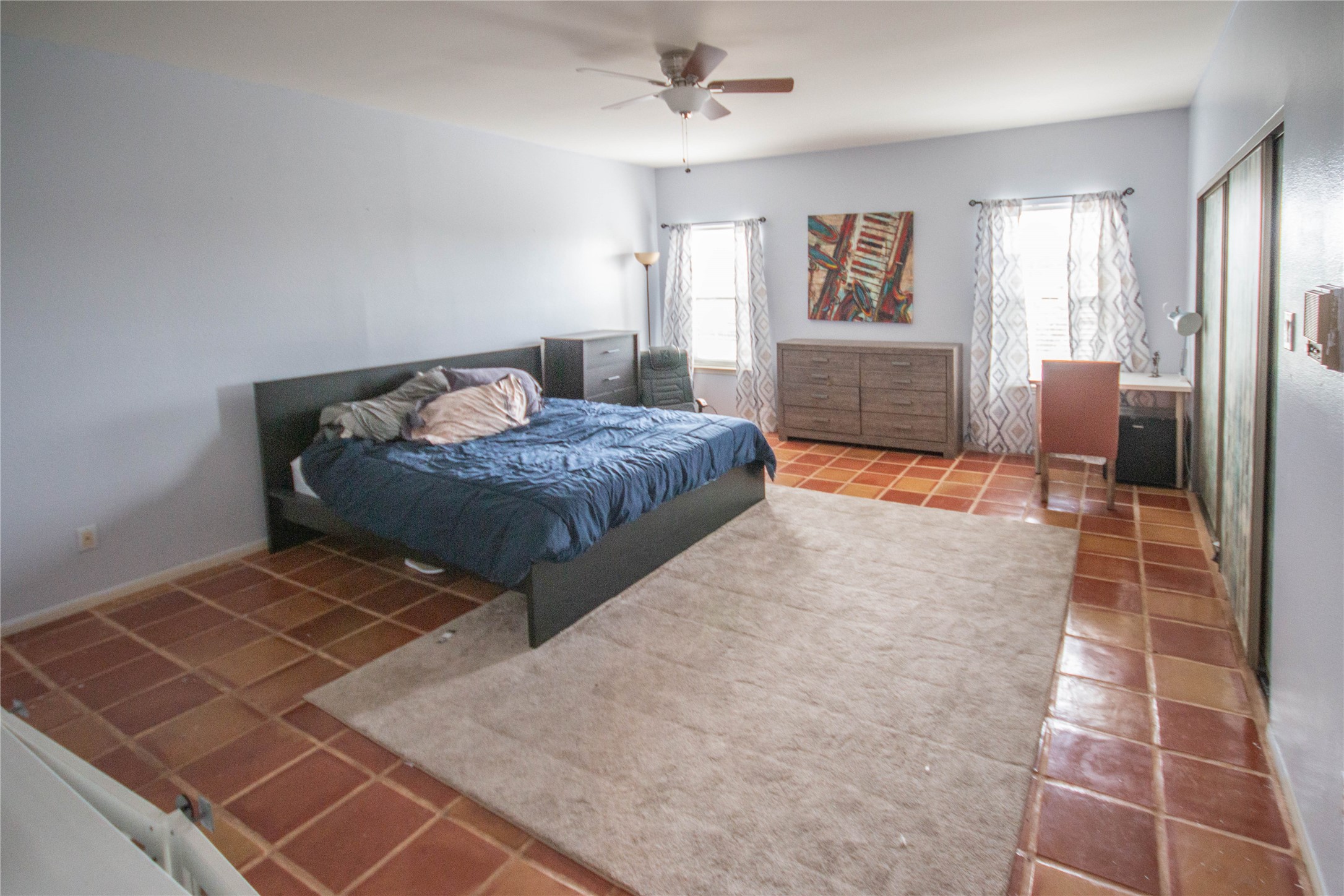 3024 Holly Hall Street Property Photo 13