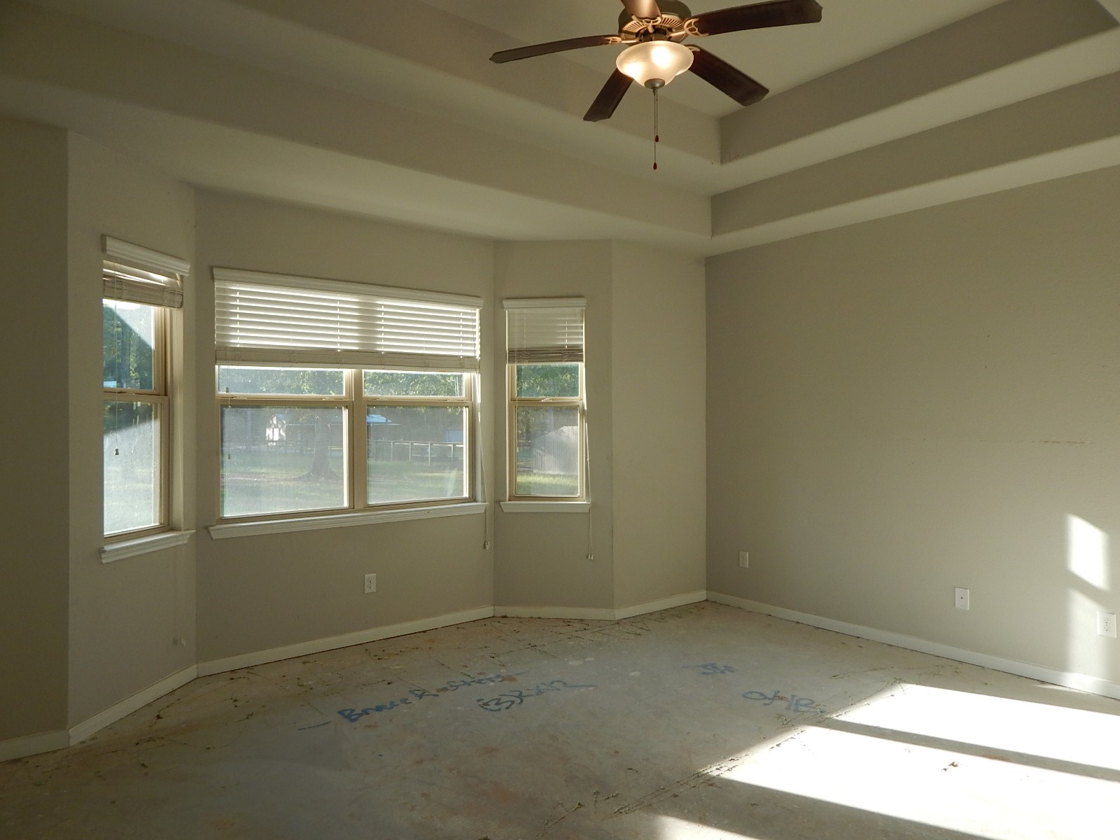 9155 White Tail Drive Property Photo 10