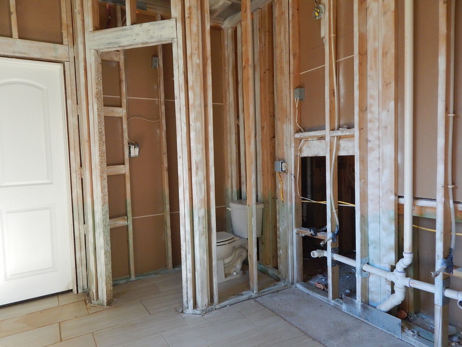 9155 White Tail Drive Property Photo 12