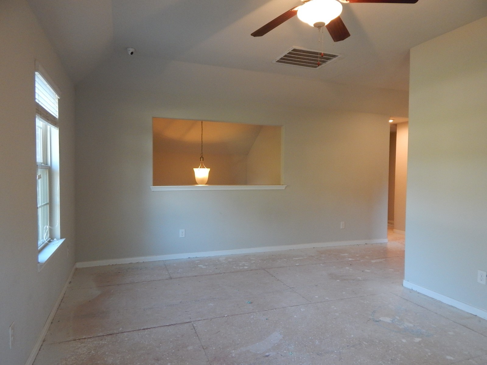 9155 White Tail Drive Property Photo 15