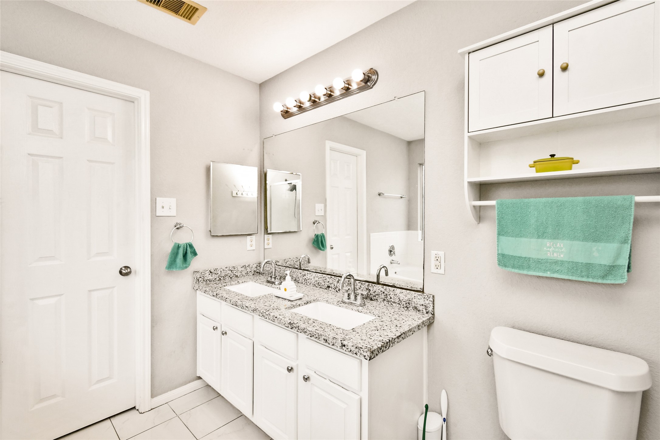 2319 Blue Reef Drive Property Photo 24