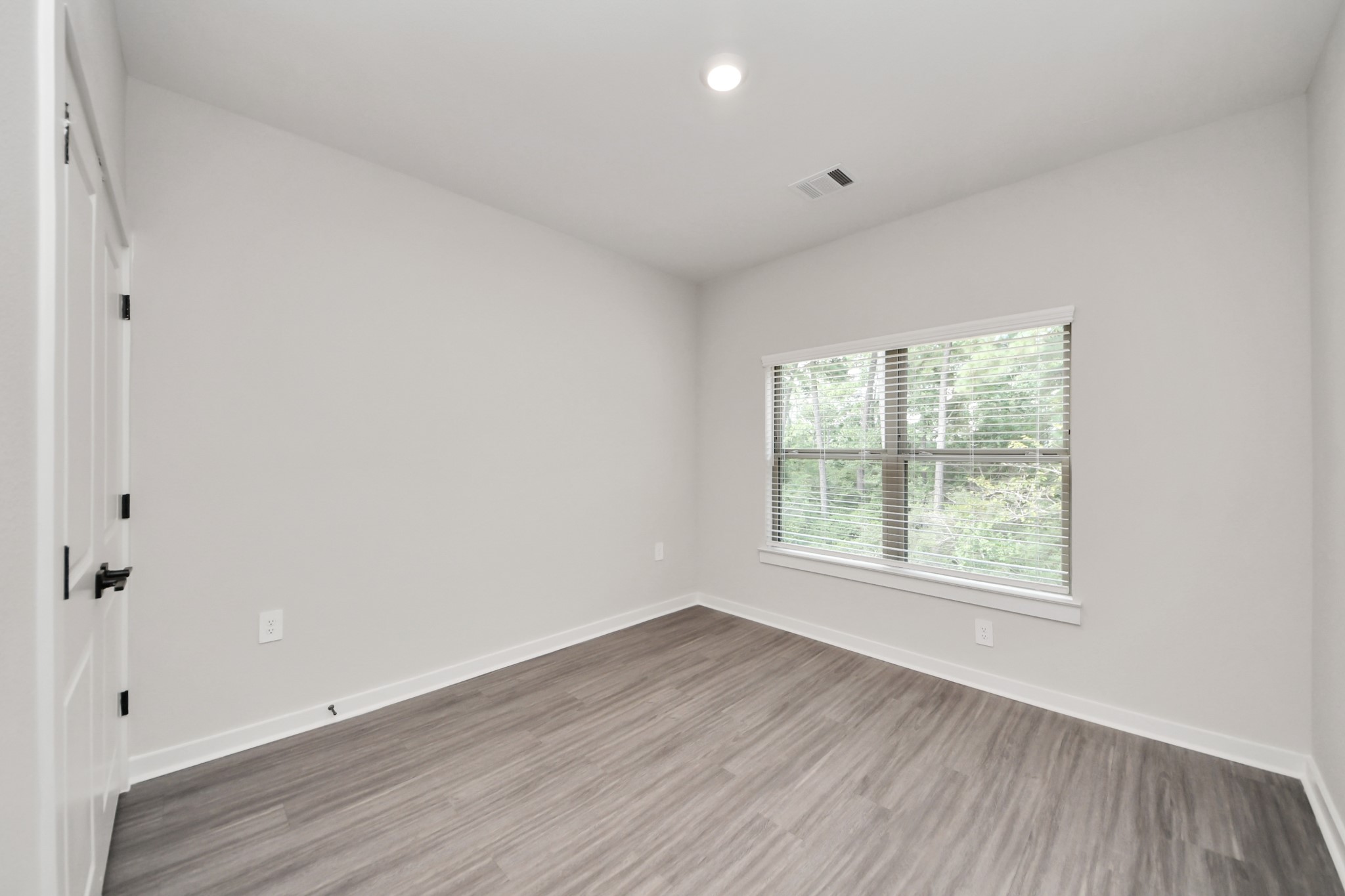 7711 Longmire Road 97 Property Photo 18