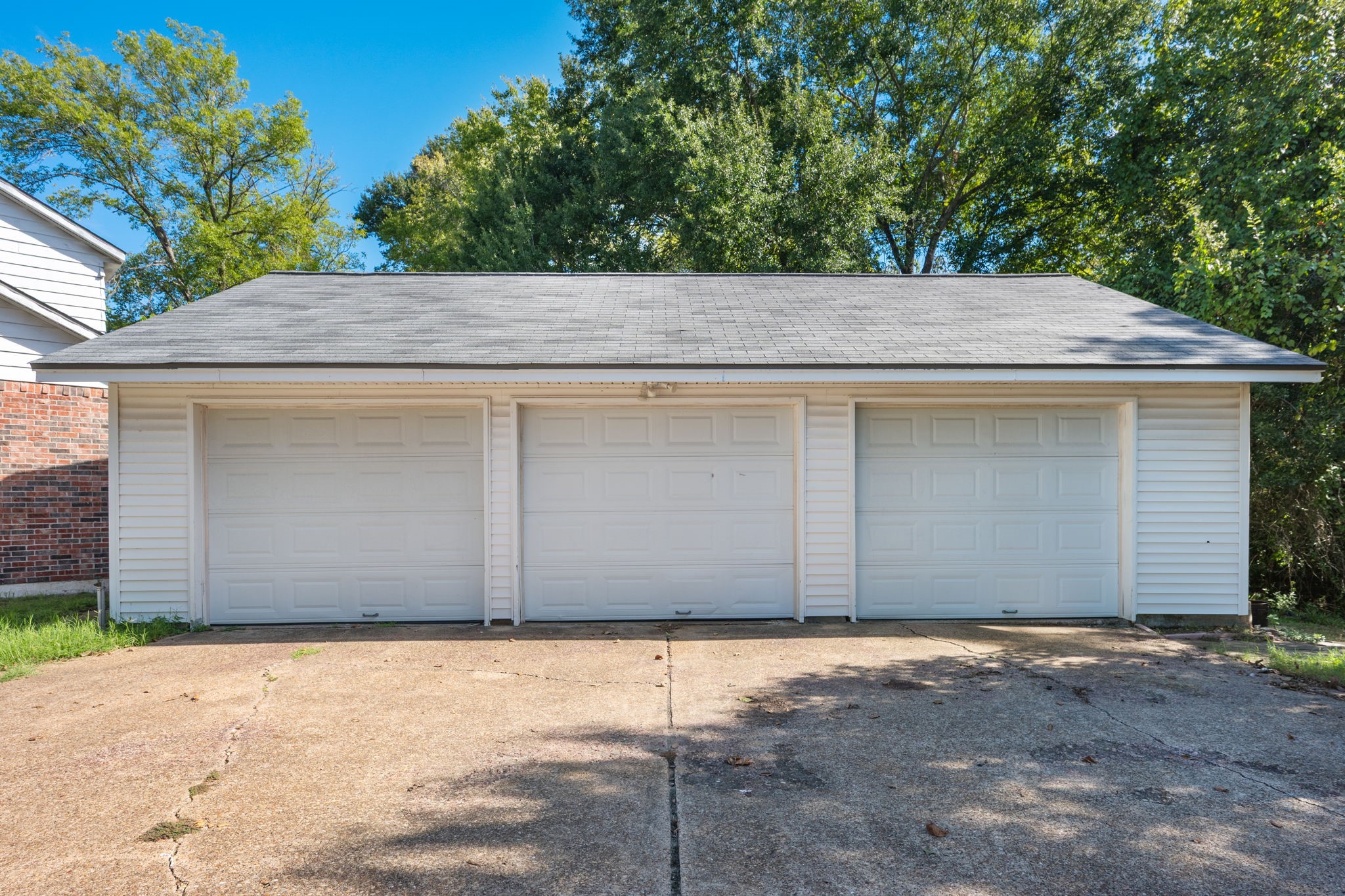827 Vine Street Property Photo 4