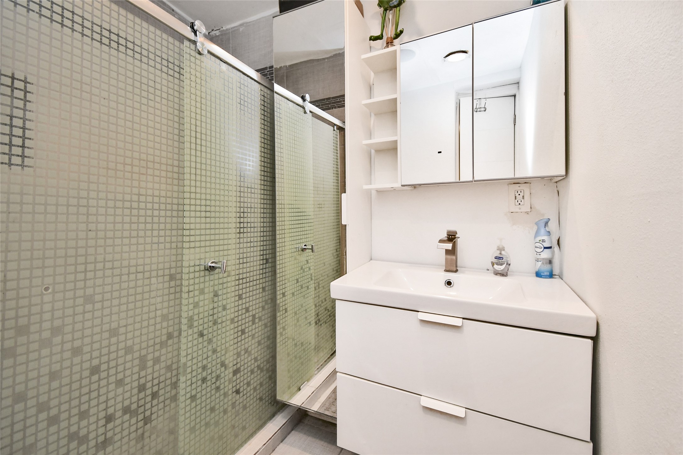 1204 Archer St Property Photo 32