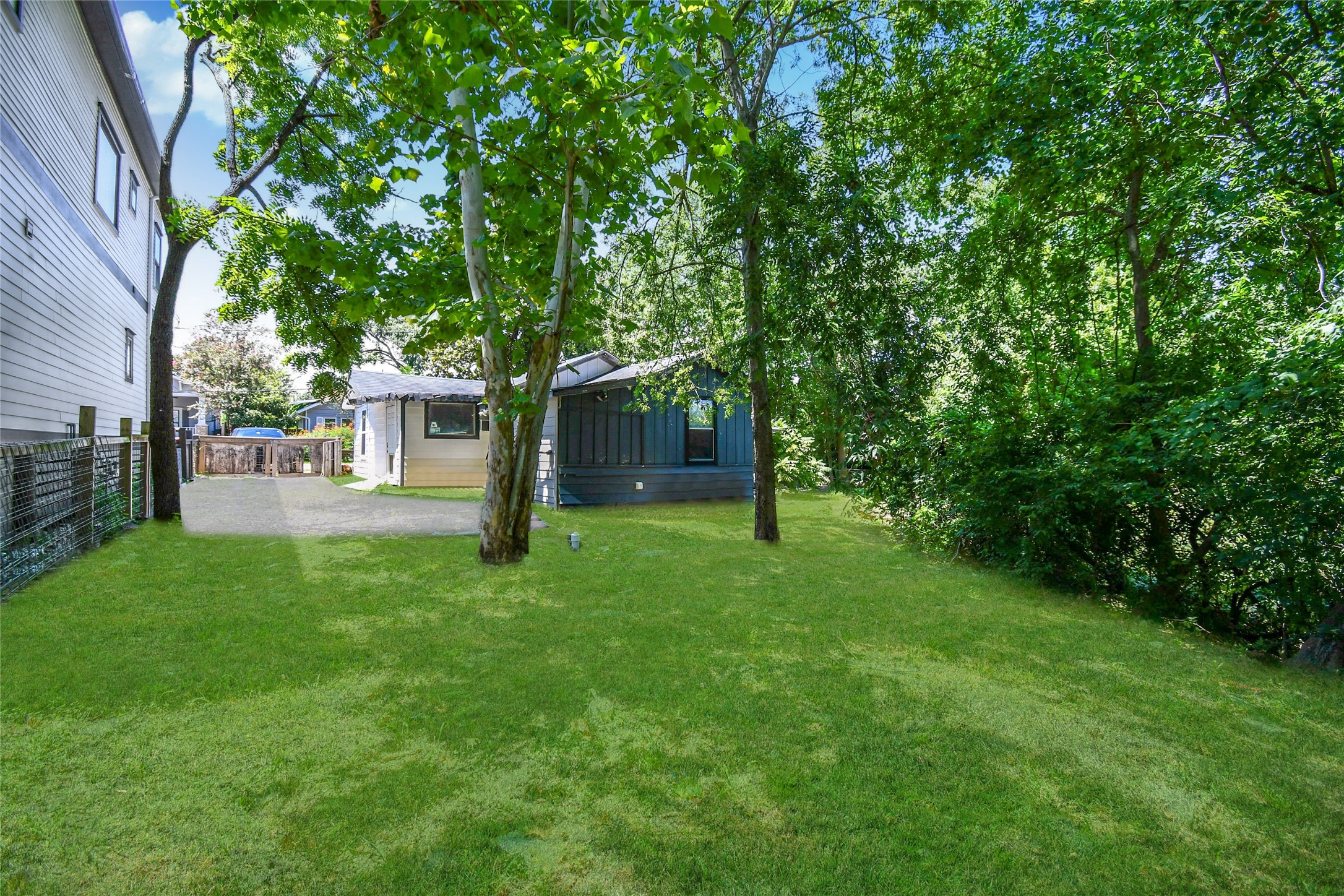 1204 Archer St Property Photo 39