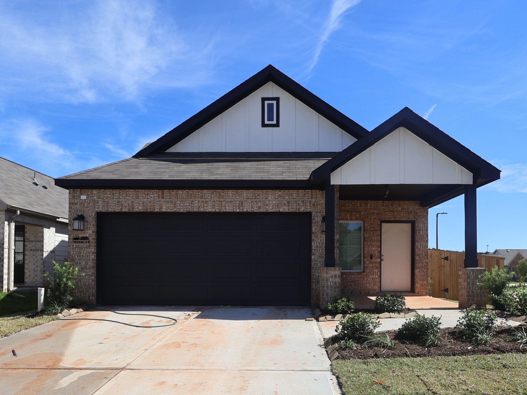 10353 Navarro Path Property Photo 1