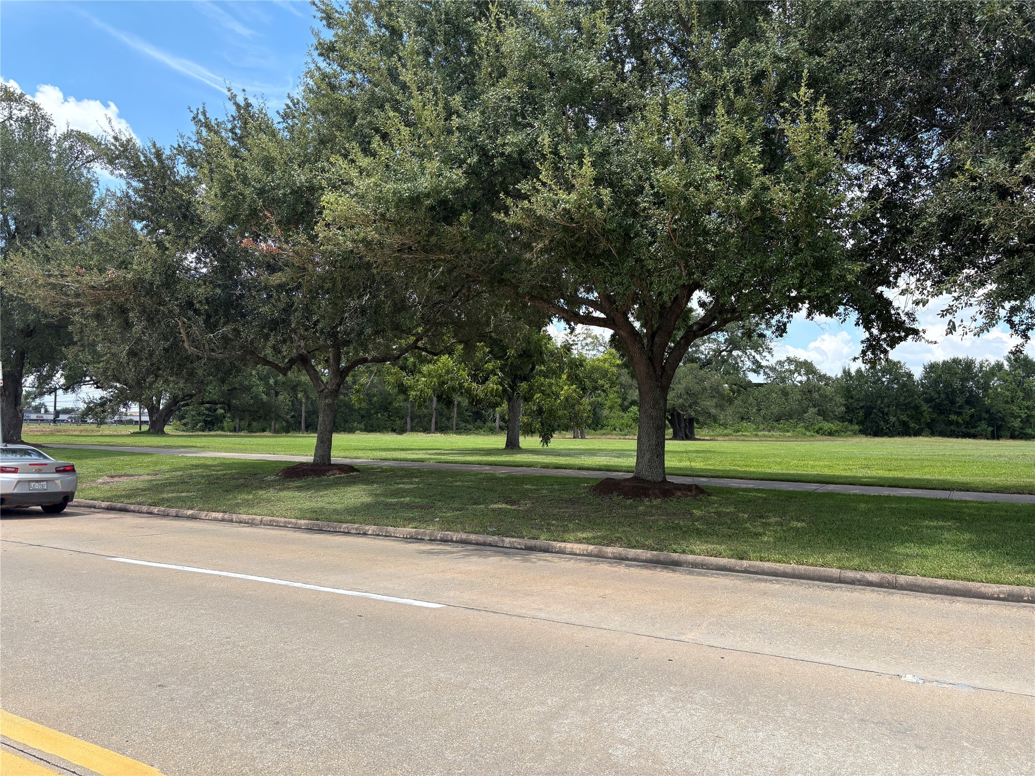 1219 Texas Pkwy Property Photo 5