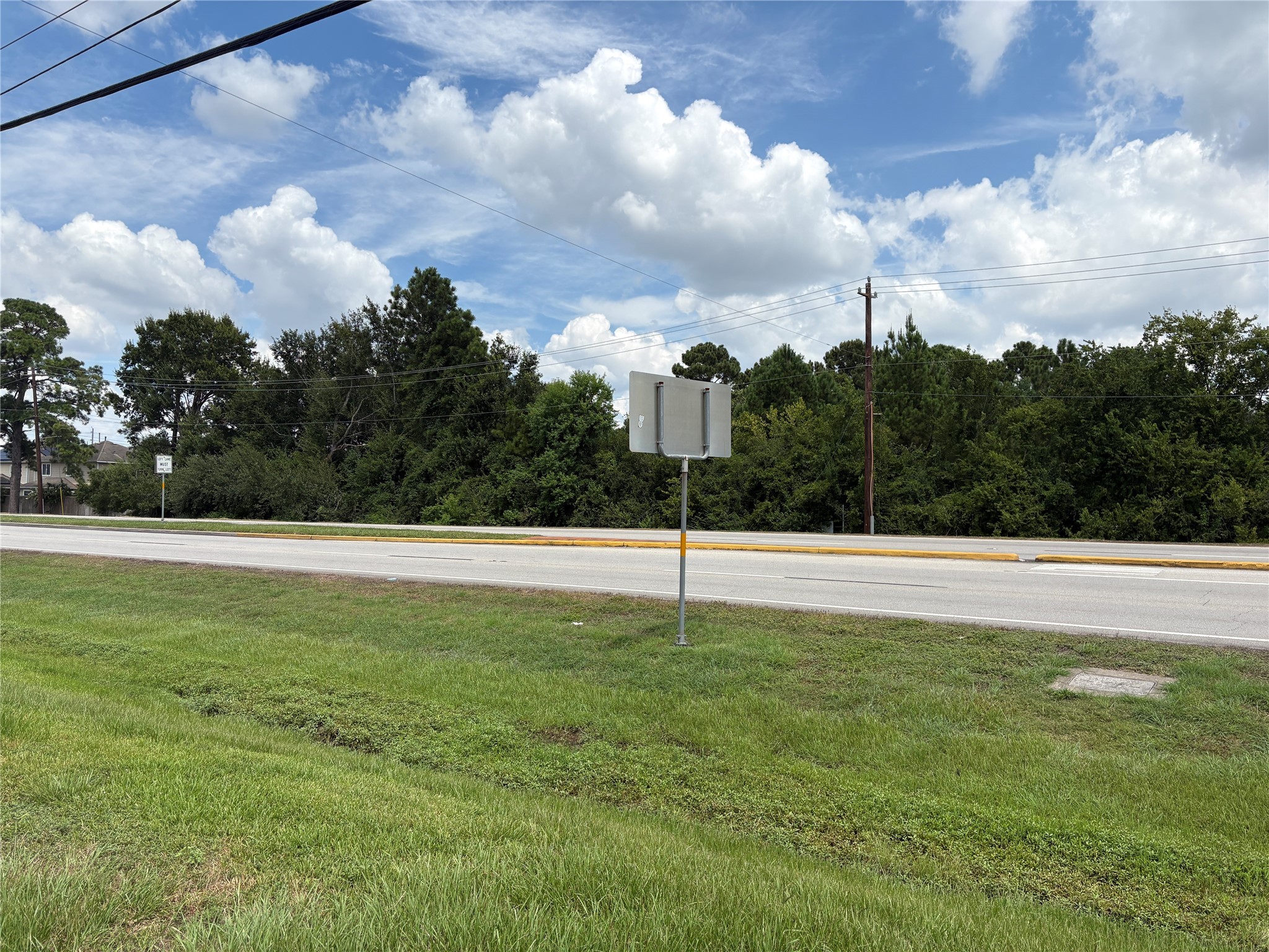 1219 Texas Pkwy Property Photo 6
