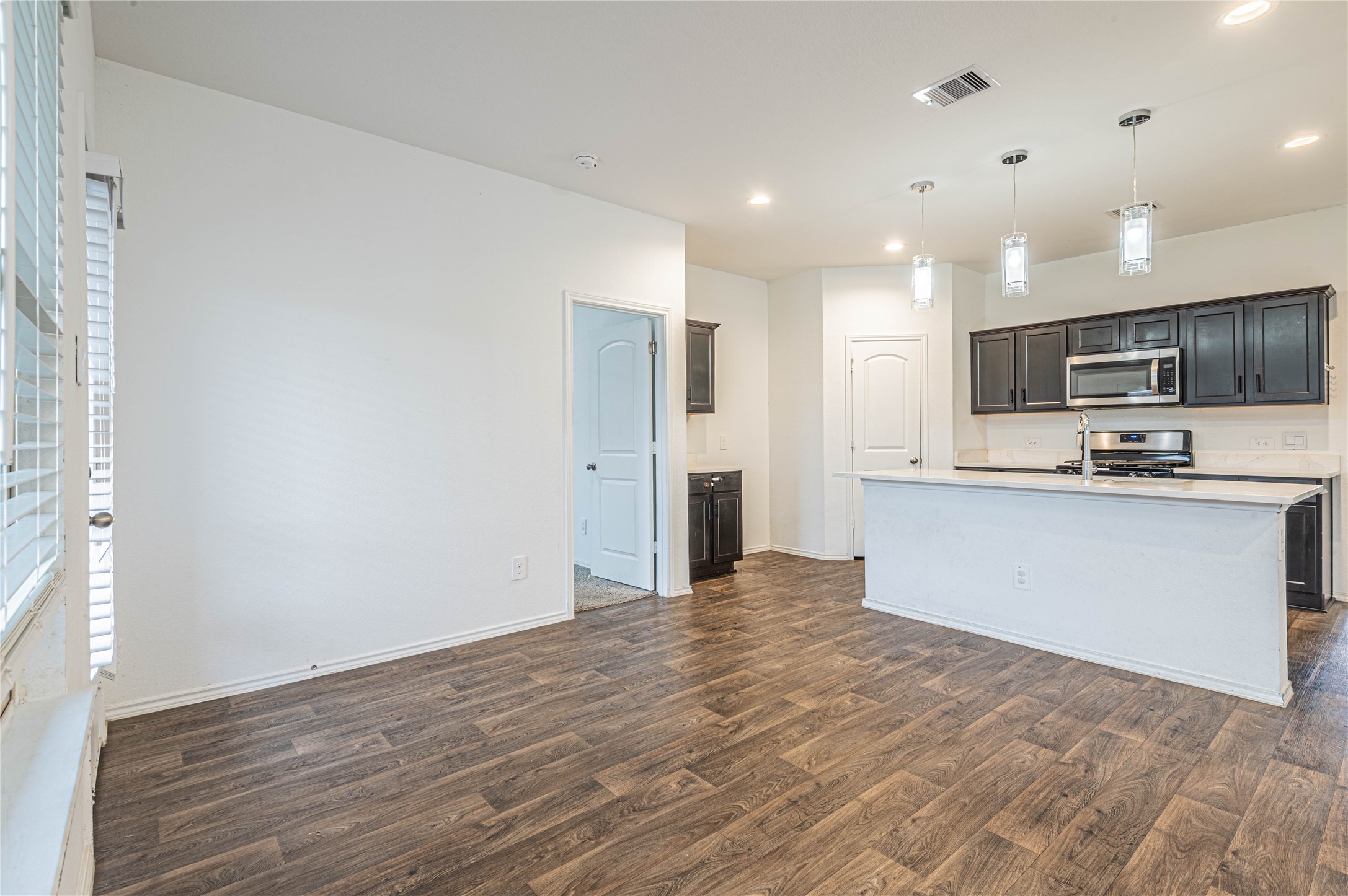 5110 Hedgerose Lane Property Photo 12
