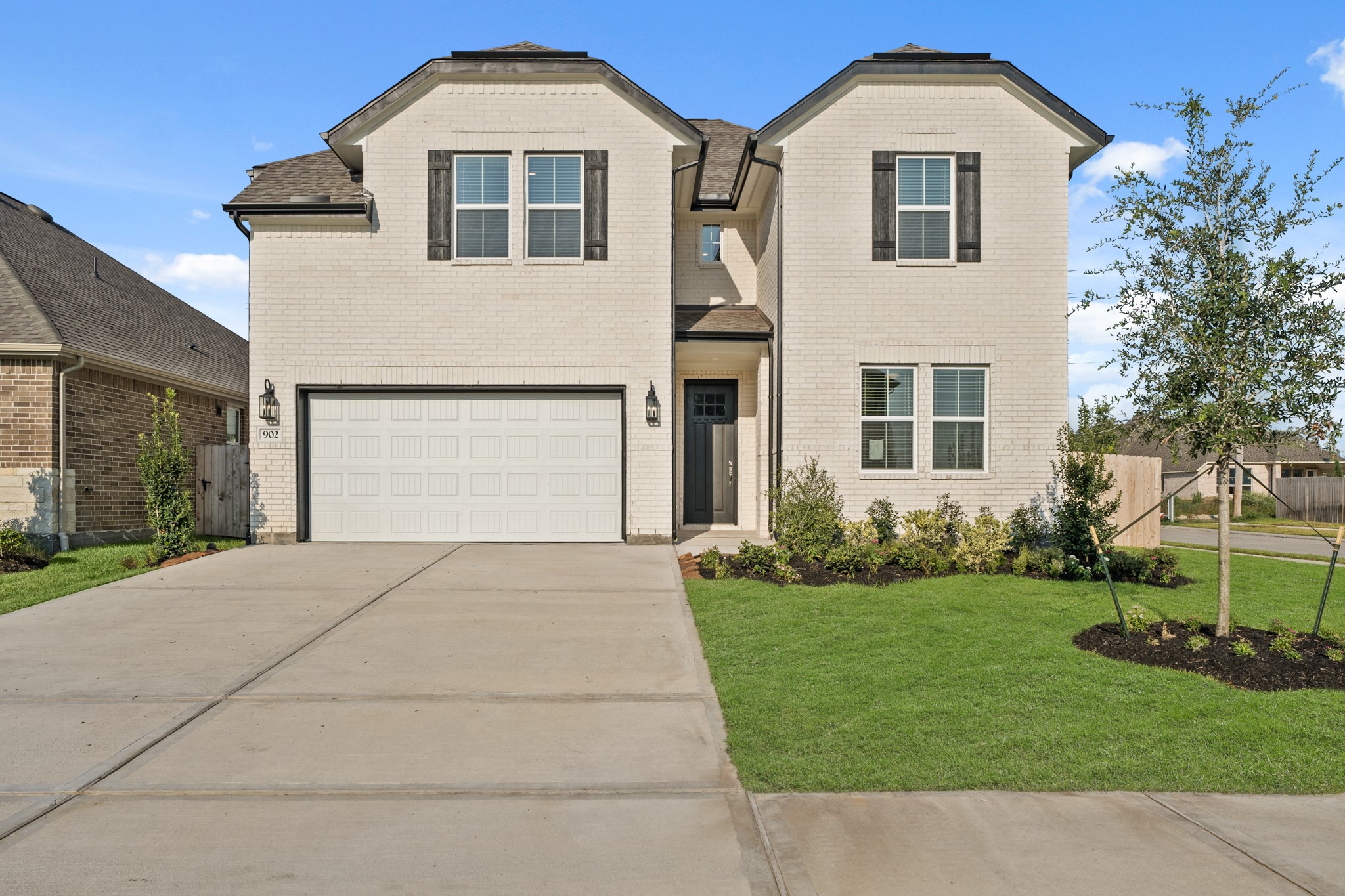 902 Hooks Trail Property Photo 1