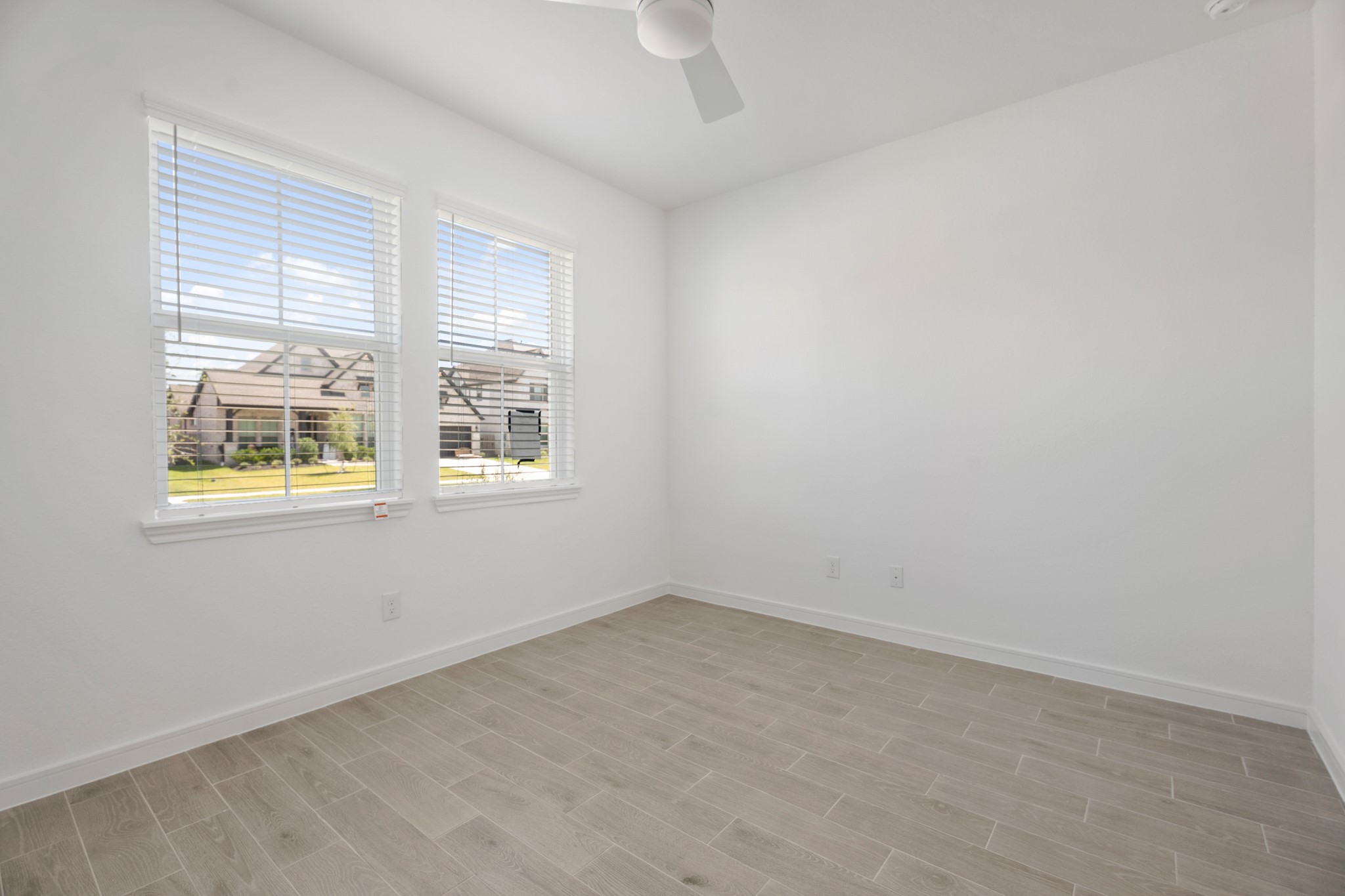 902 Hooks Trail Property Photo 4