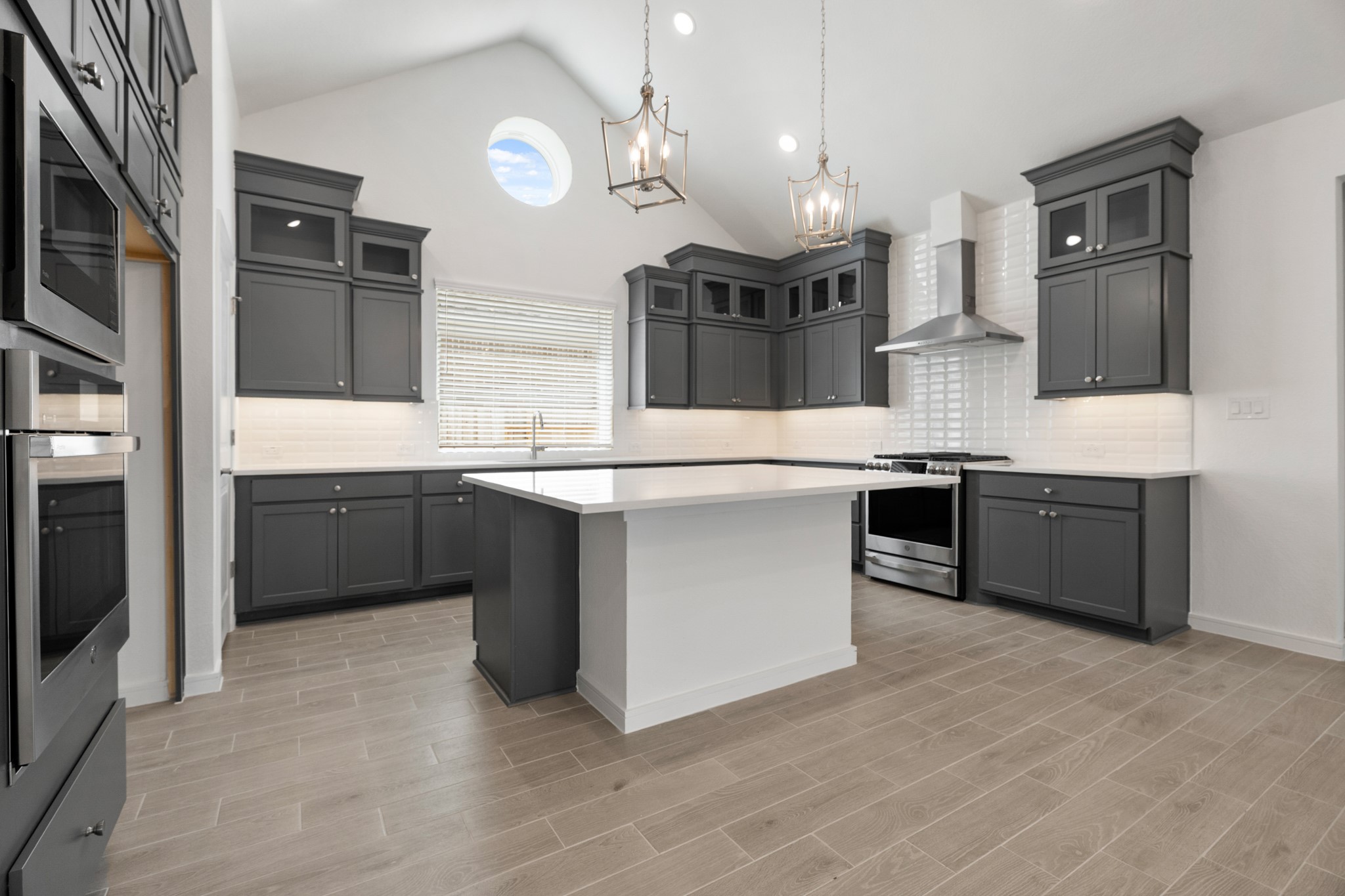 902 Hooks Trail Property Photo 7