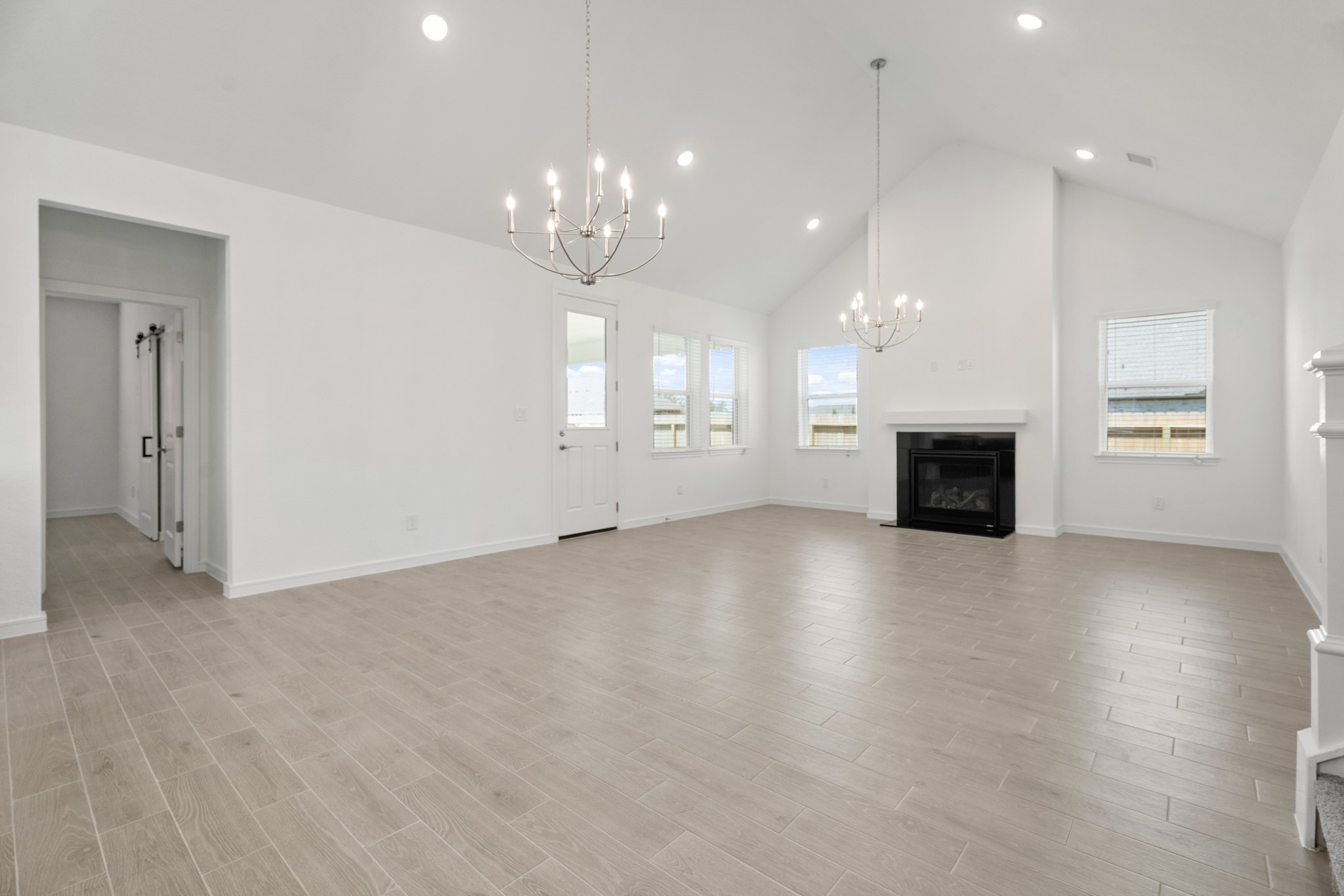 902 Hooks Trail Property Photo 9