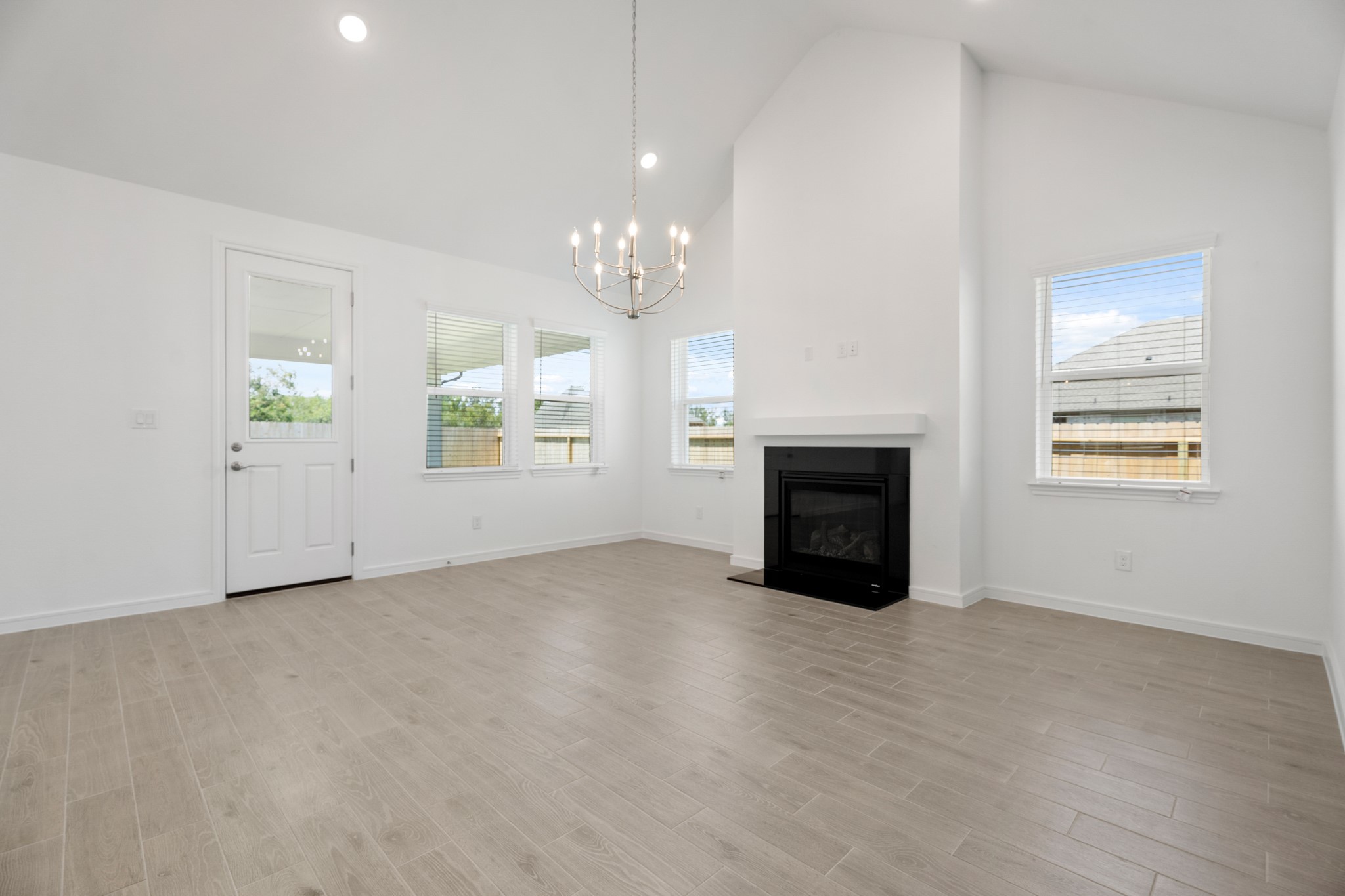 902 Hooks Trail Property Photo 11