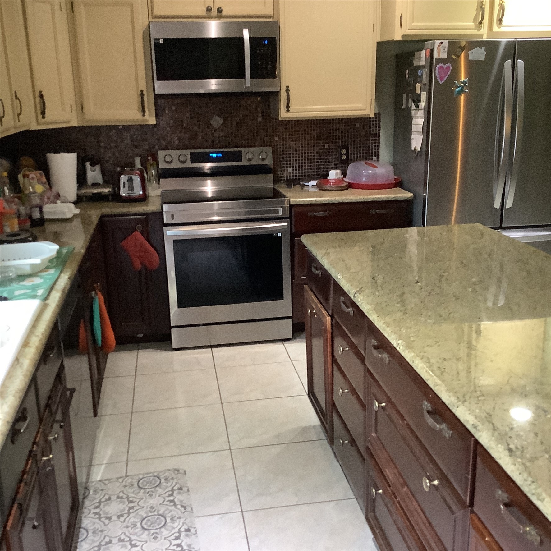 2203 Mustang Springs Drive Property Photo 4