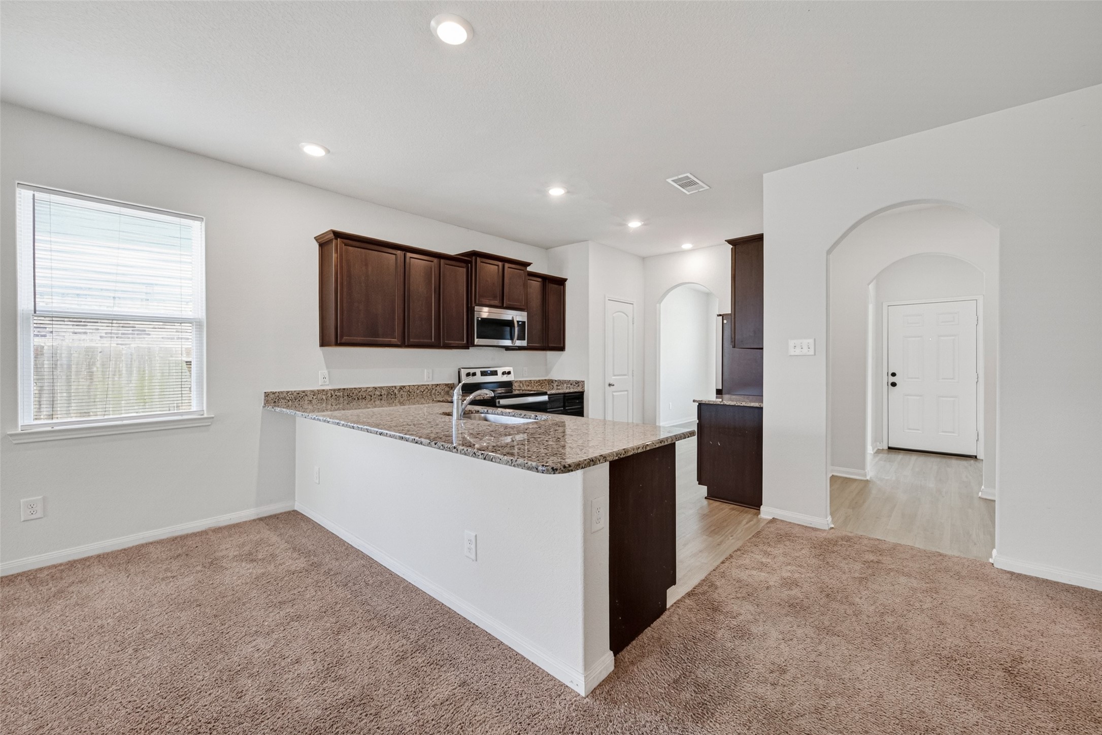 2112 Mule Ridge Drive Property Photo 13