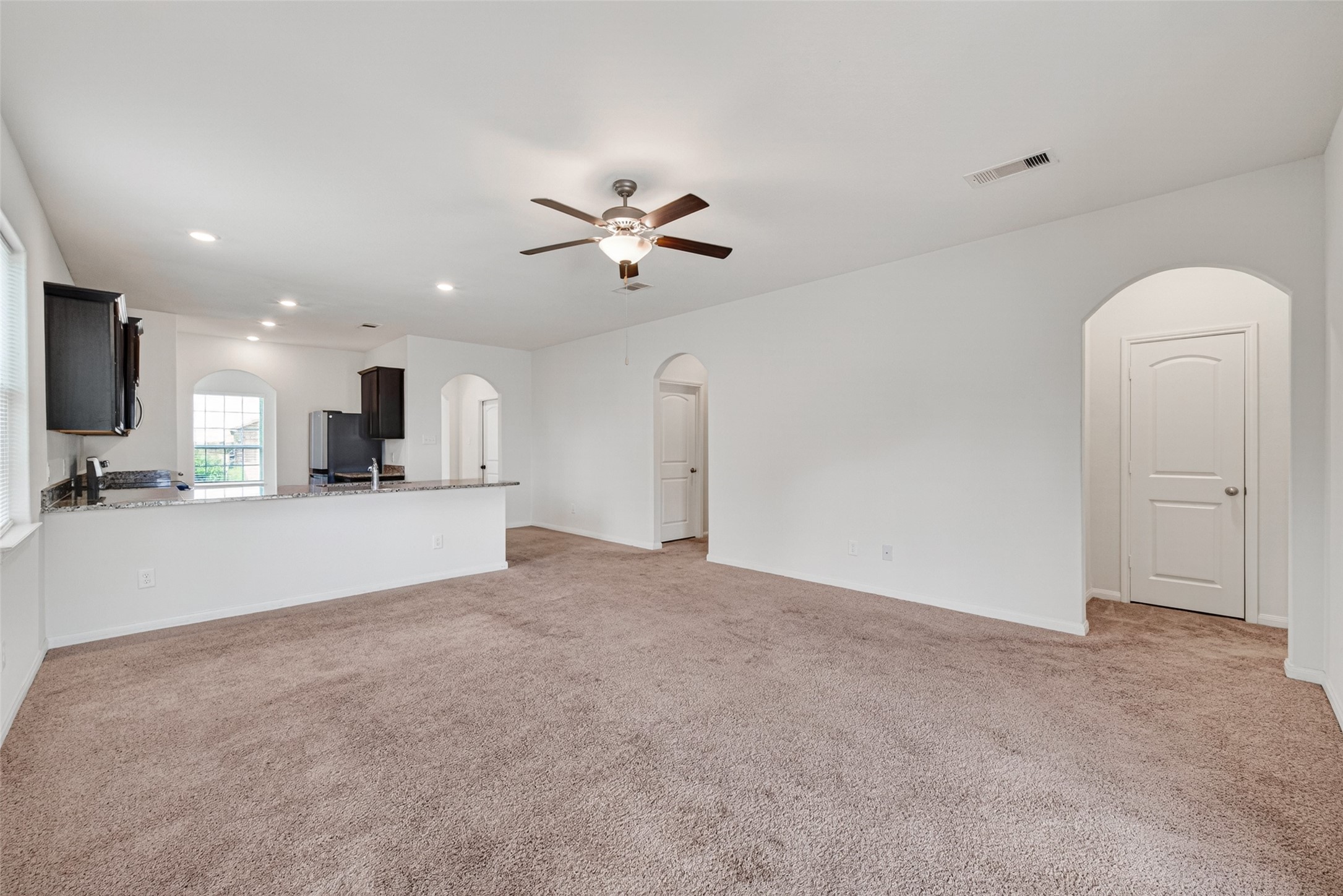2112 Mule Ridge Drive Property Photo 17