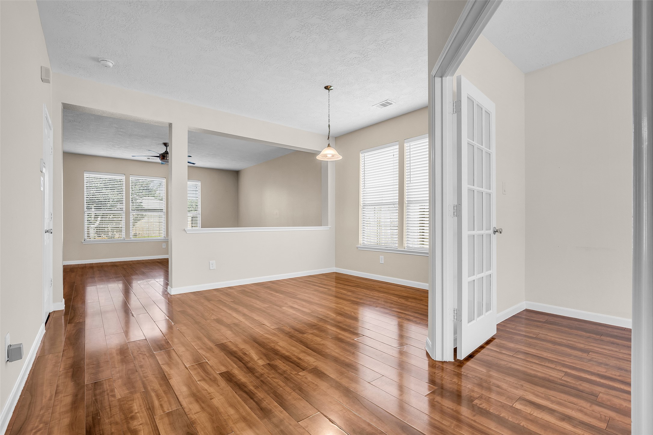 6719 Path Way Court Property Photo 3