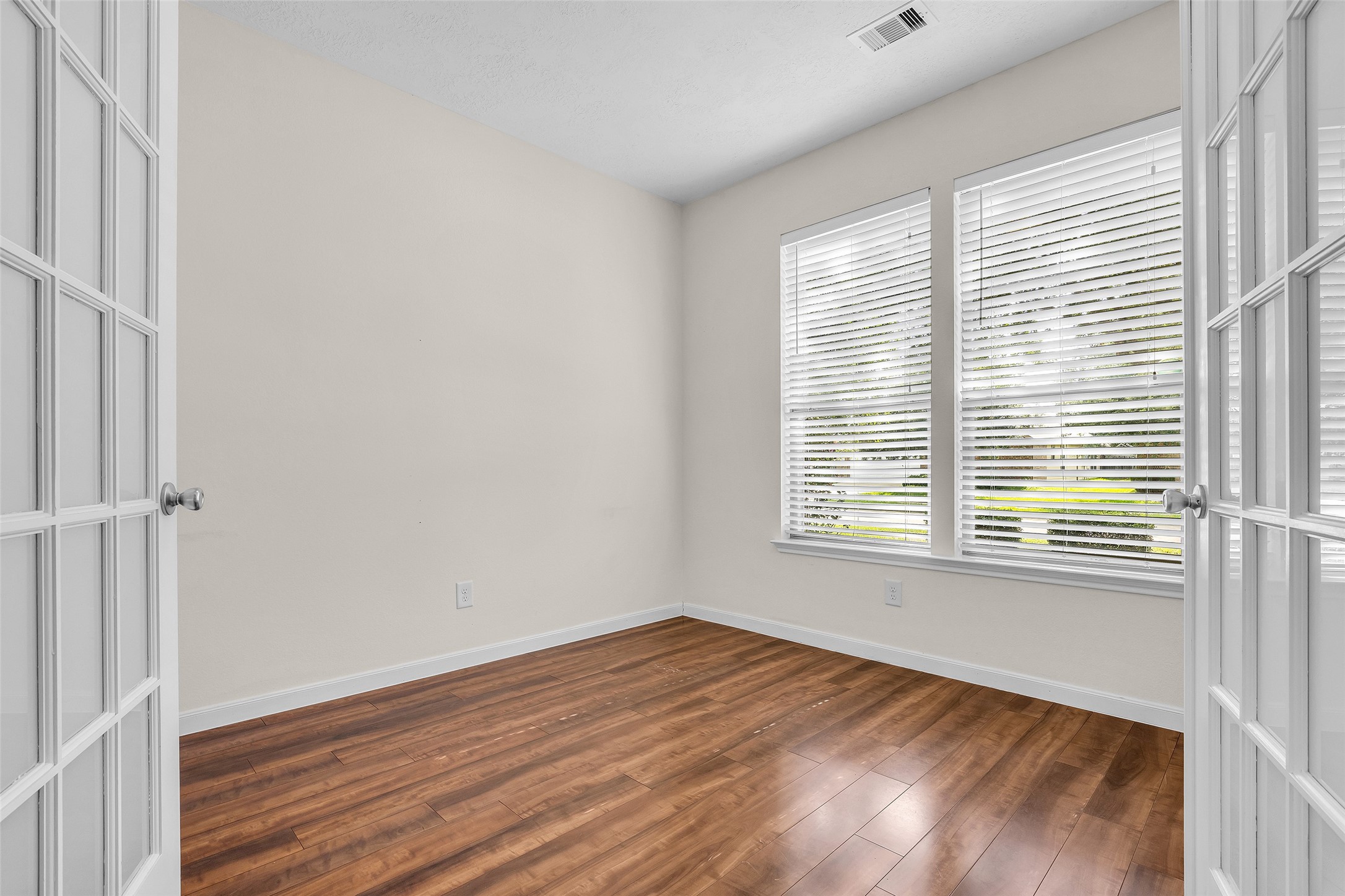 6719 Path Way Court Property Photo 5